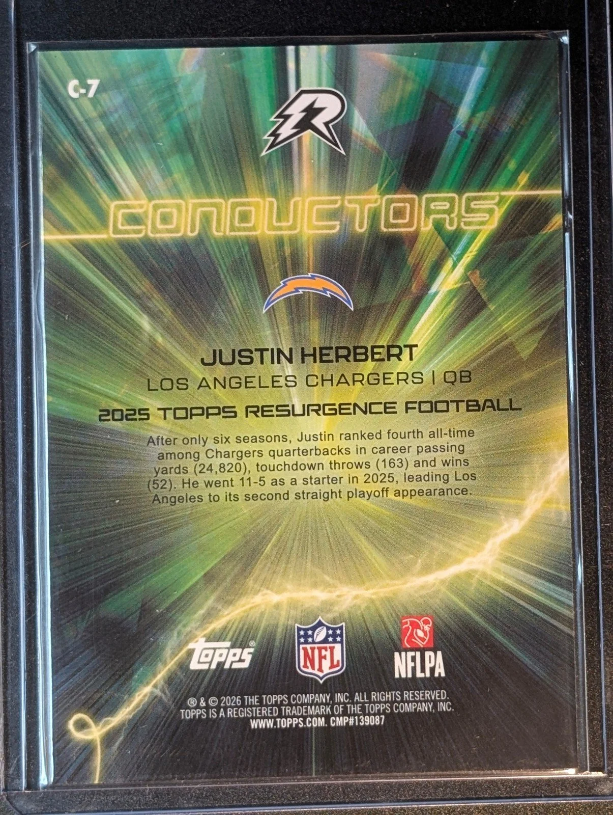 Back of 2025 Topps Resurgence #C-7 Justin Herbert Conductors