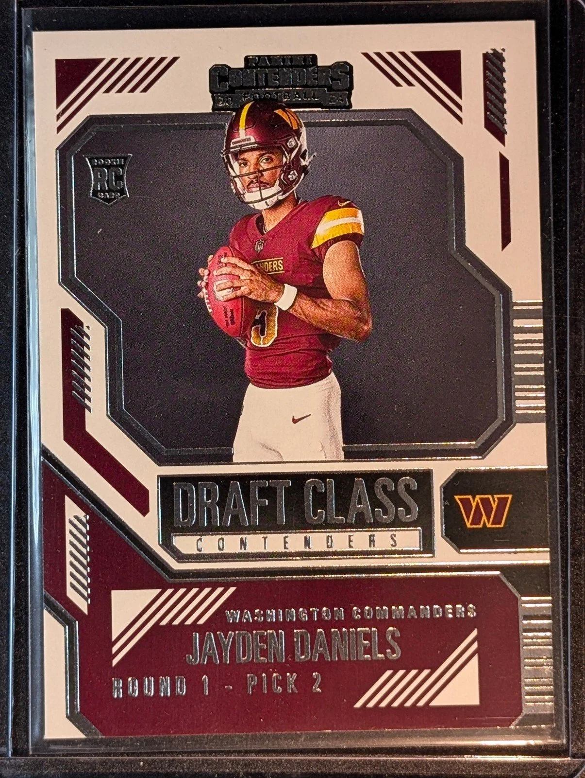 Front of 2024 Panini Contenders #2 Jayden Daniels Draft Class Contenders Rookie
