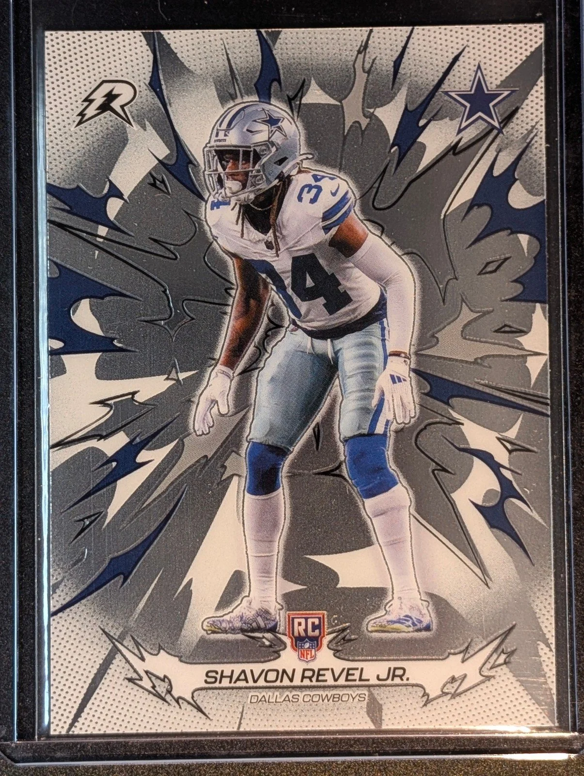 Front of 2025 Topps Resurgence #126 Shavon Revel Jr.