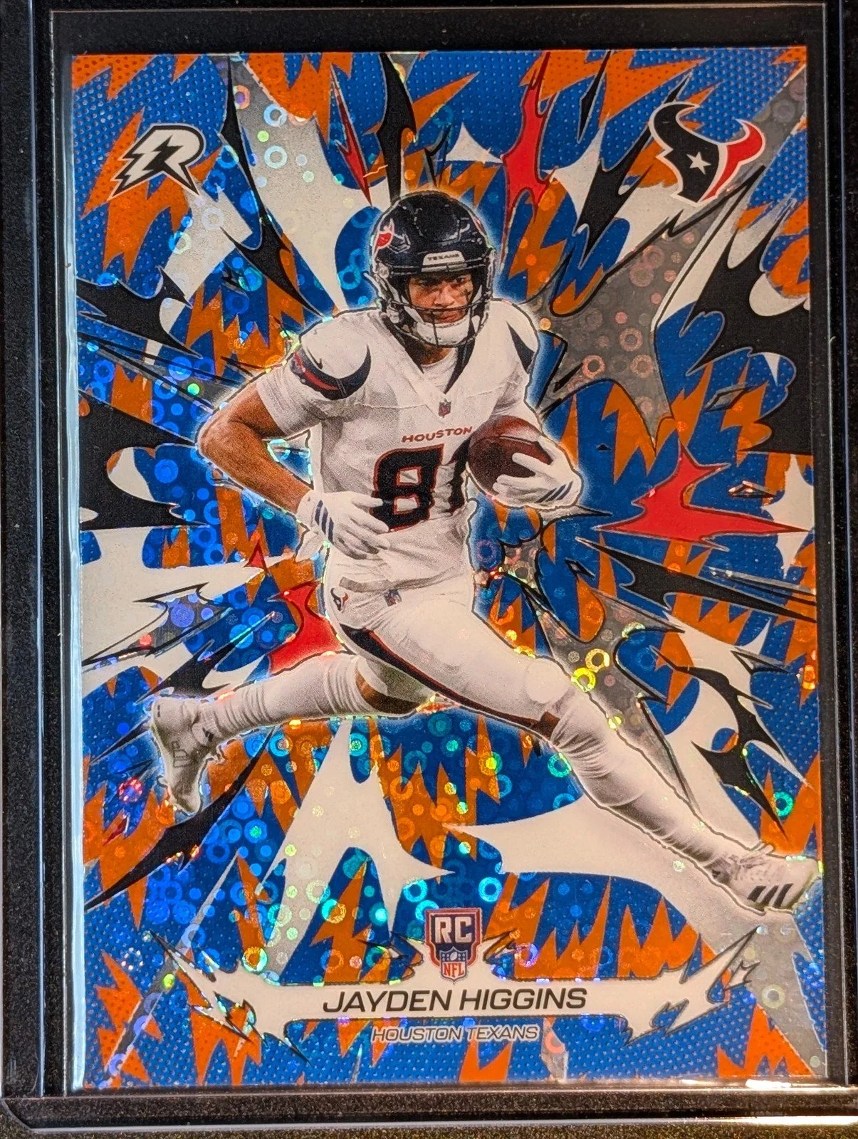 Front of 2025 Topps Resurgence #136 Jayden Higgins Blue & Orange Spark Refractor