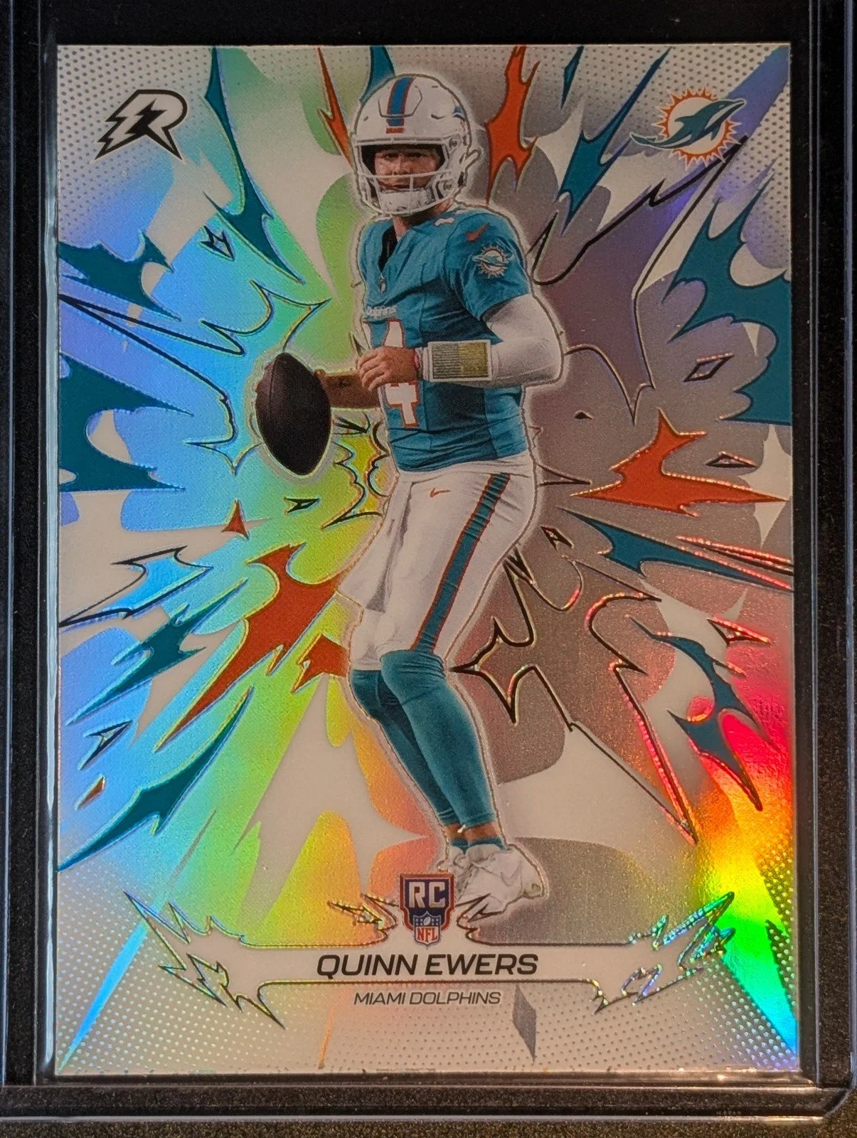 Front of 2025 Topps Resurgence #155 Quinn Ewers Refractor