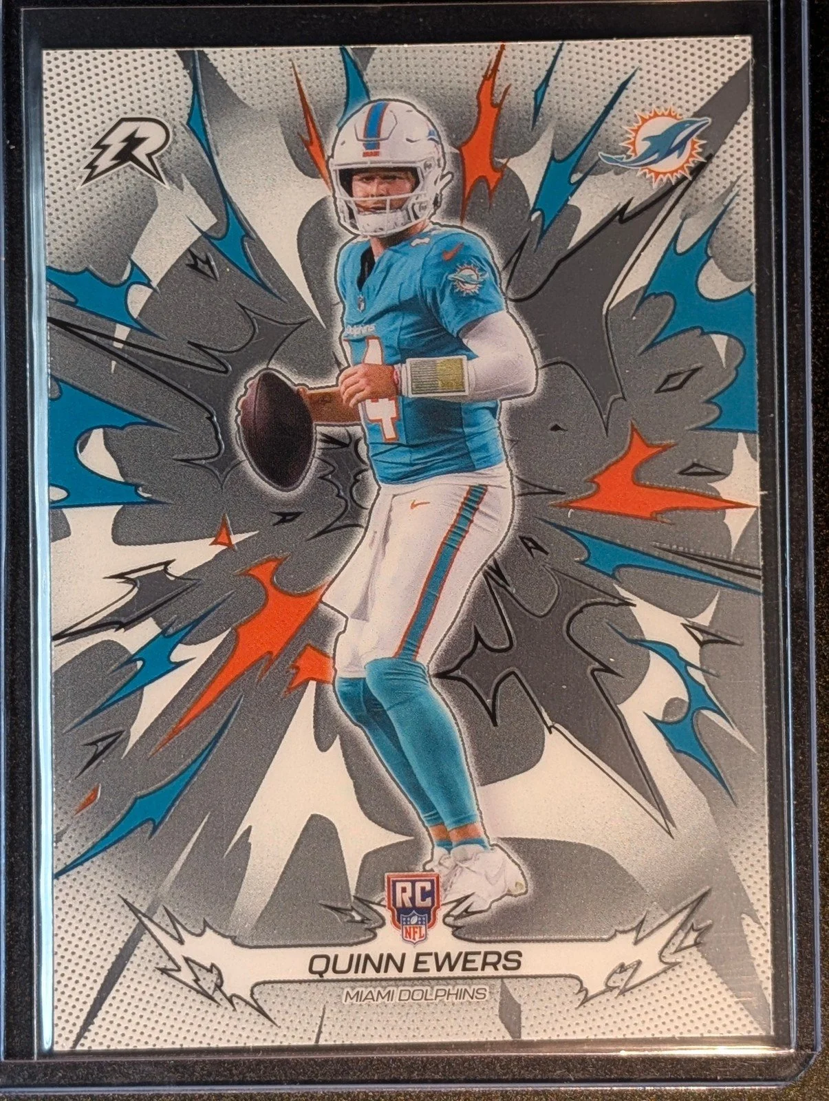 Front of 2025 Topps Resurgence #155 Quinn Ewers