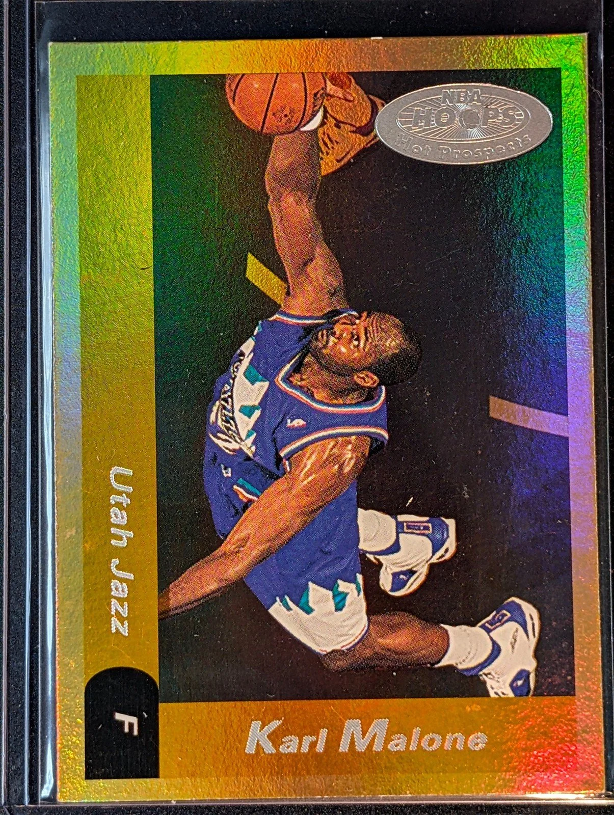 Front of 2000-01 Hoops Hot Prospects #72 Karl Malone