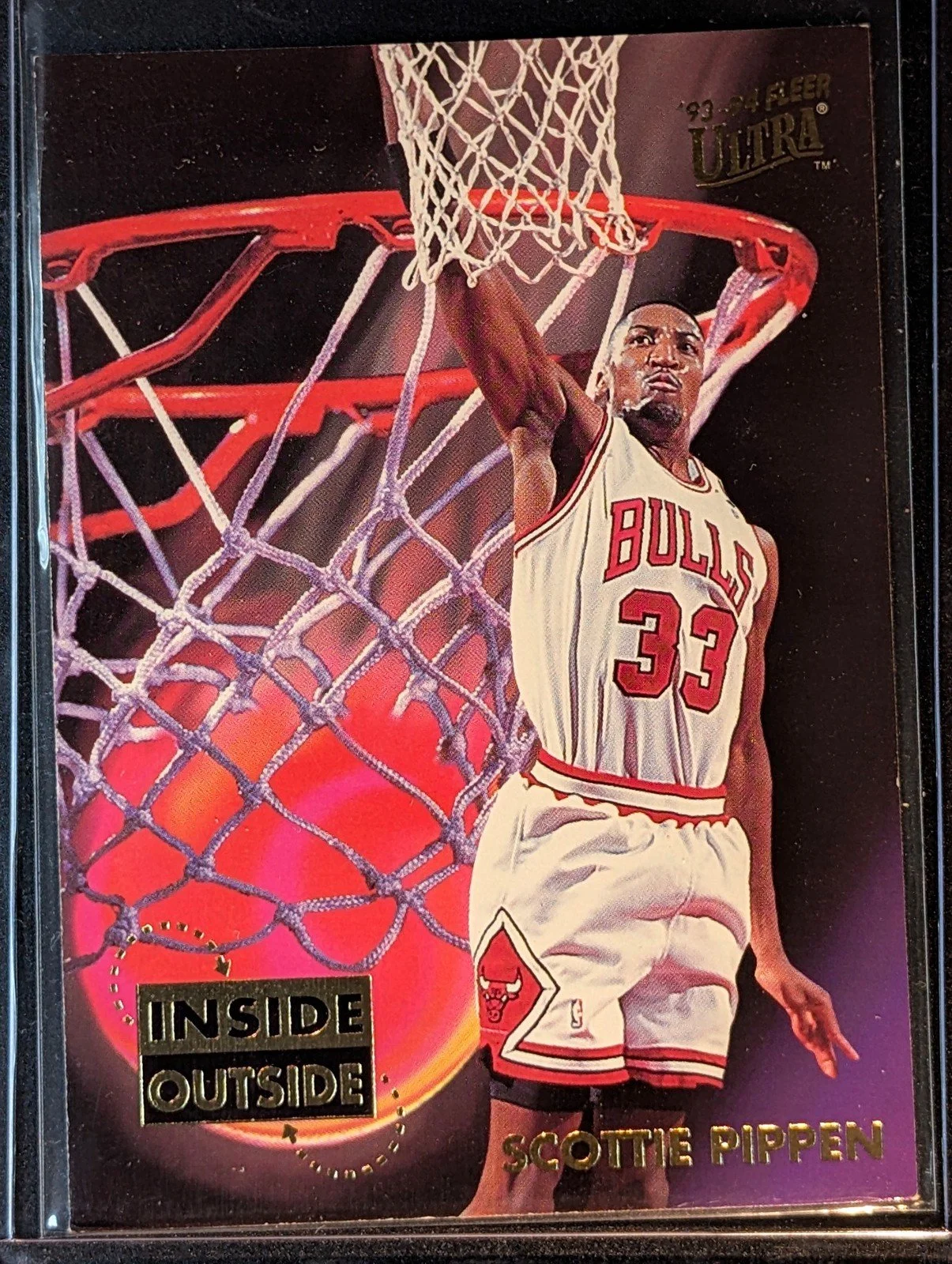 Front of 1993-94 Ultra #7 Scottie Pippen Inside Outside