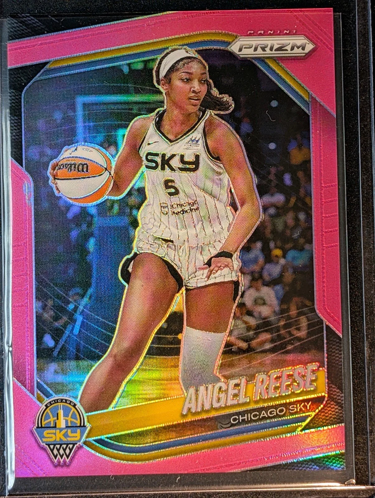 Front of 2025 Panini Prizm WNBA /175 #92 Angel Reese Pink Prizm