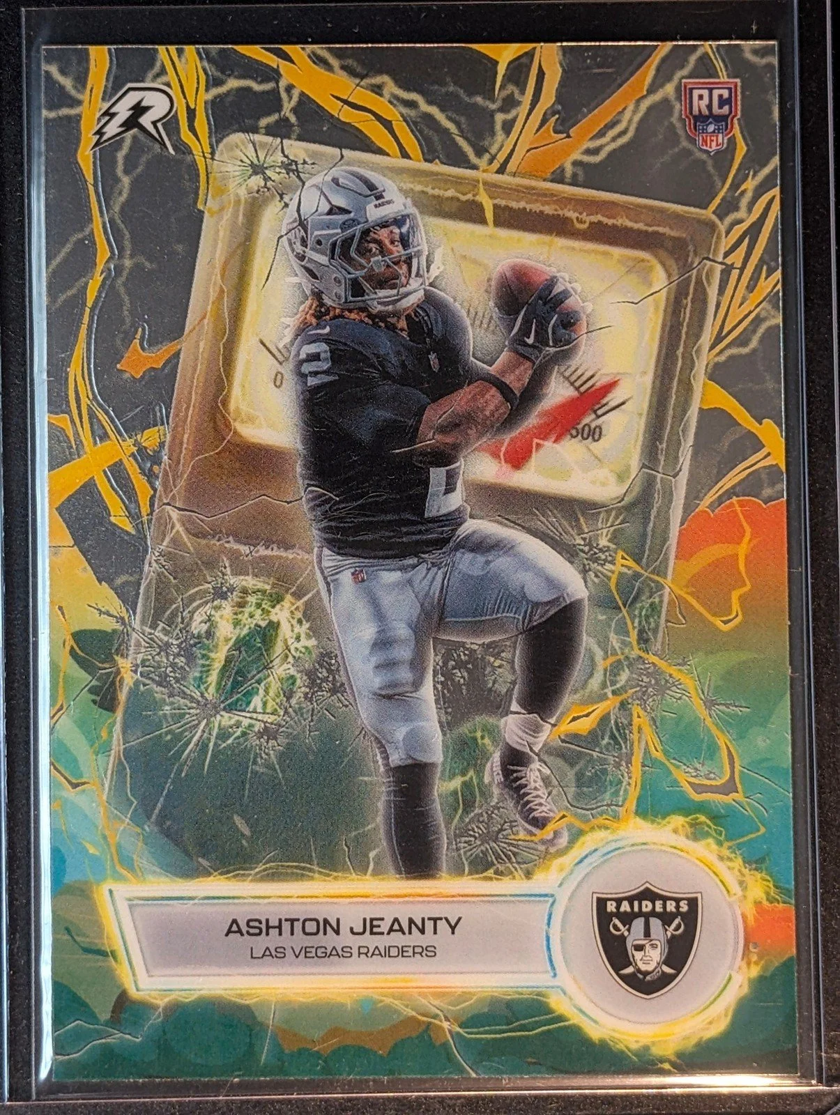 Front of 2025 Topps Resurgence #VT-8 Ashton Jeanty Voltaic RC