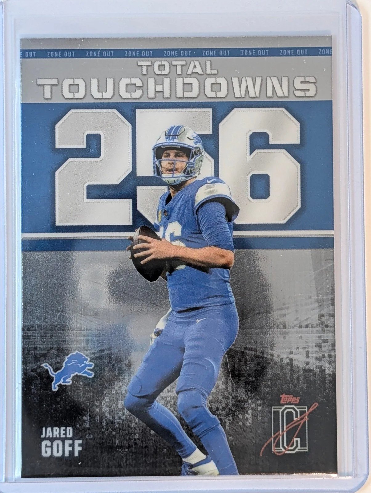 Front of 2025 Topps Signature Class #ZO-14 Jared Goff Zone Out