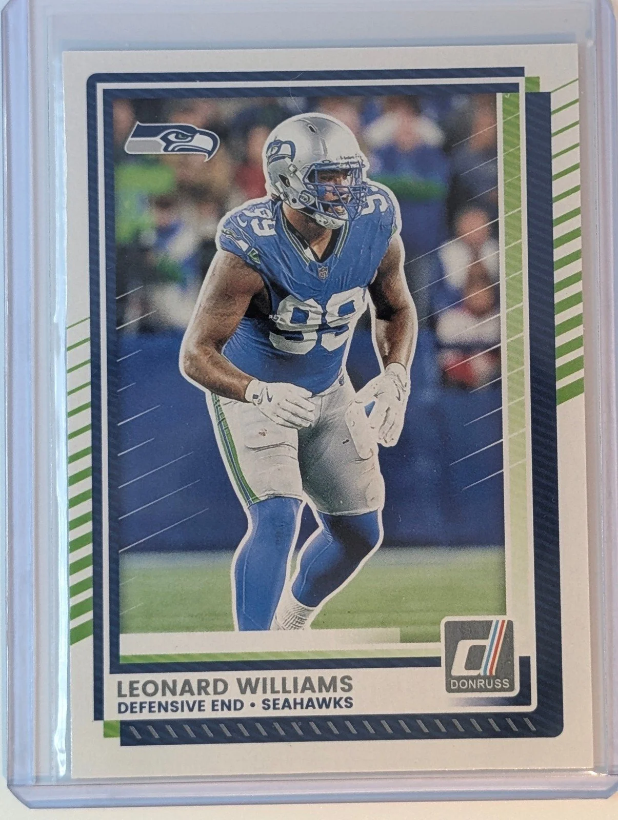 Front of 2025 Donruss #136 Leonard Williams