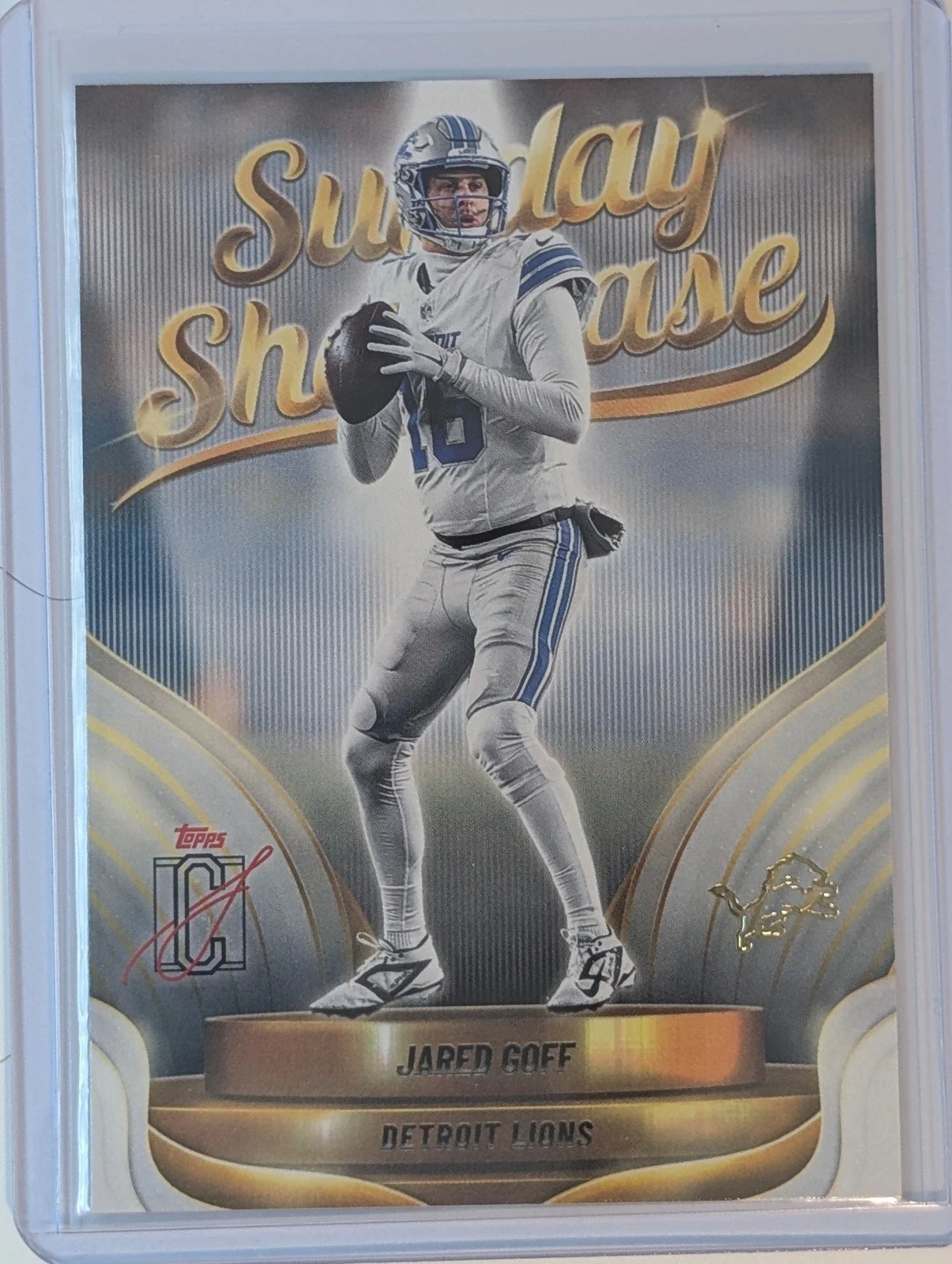 Front of 2025 Topps Signature Class #SS-22 Jared Goff Sunday Showcase