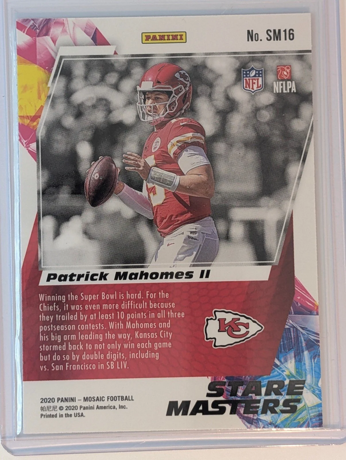 Back of 2020 Panini Mosaic #SM16 Patrick Mahomes II Stare Masters