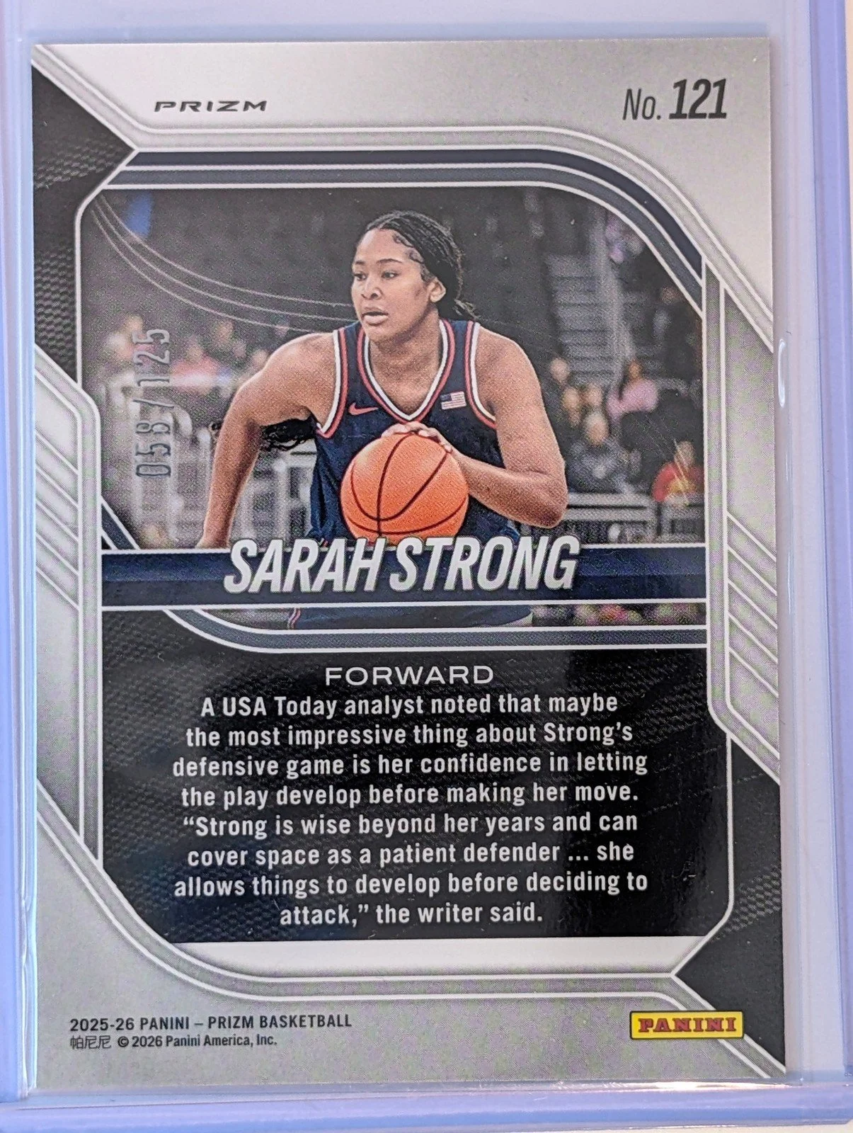 Back of 2025-26 Panini Prizm /125 #121 Sarah Strong Pink scope