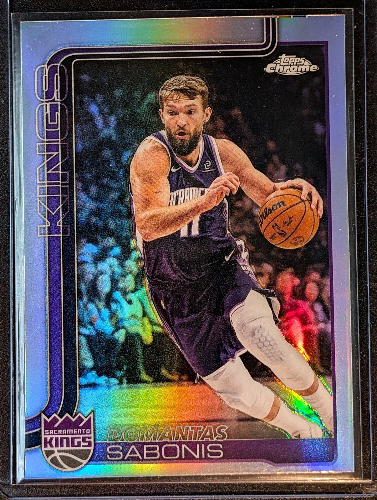 Front of 2025-26 Topps Chrome Update #34 Domantas Sabonis Refractor