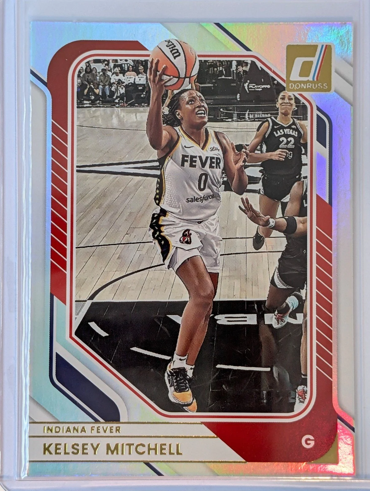 Front of 2026 Panini Donruss WNBA #75 Kelsey Mitchell Holo