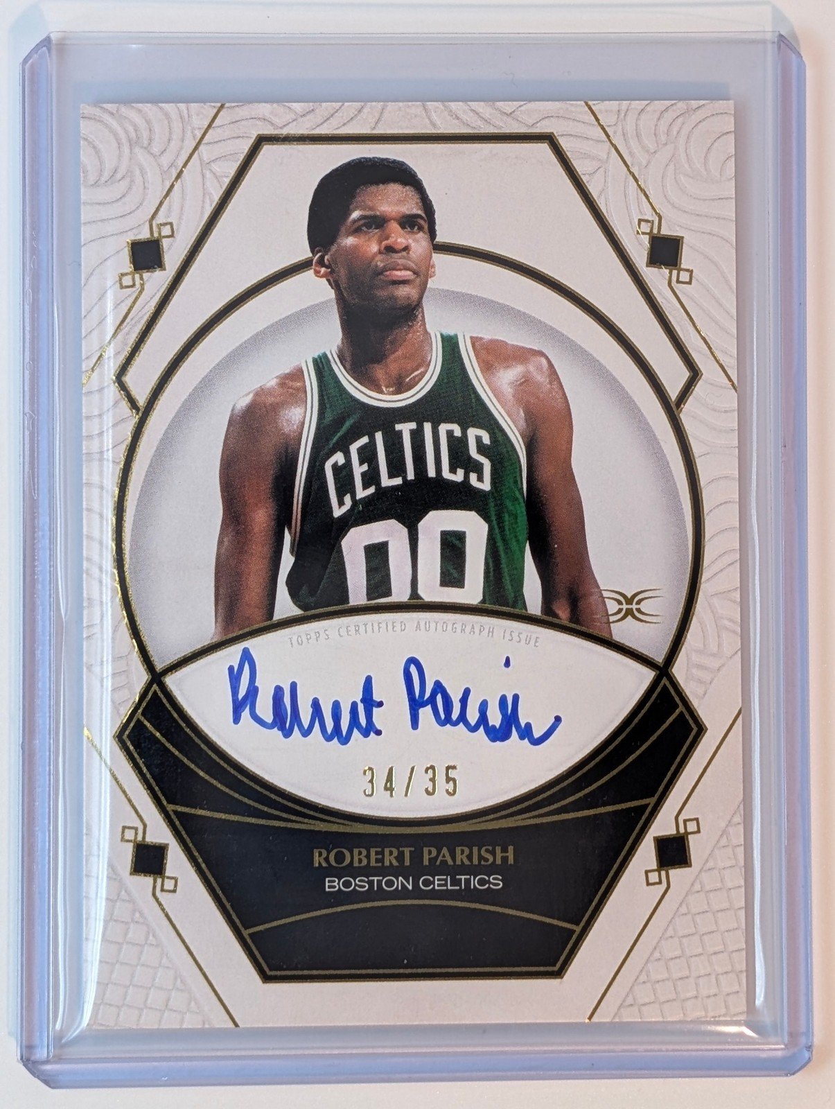 Front of 2025-26 Topps Definitive Collection /35 Robert Parish Noble Ink Autograph NOI-RP