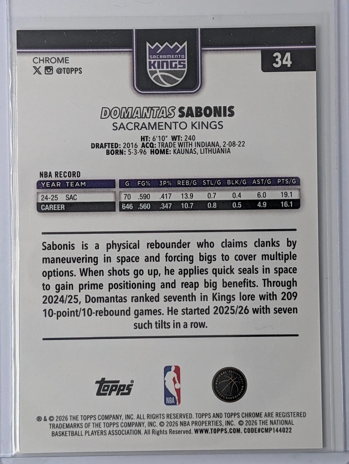 Back of 2025-26 Topps Chrome Update /50 Domantas Sabonis Gold Refractor #34 Sapphire