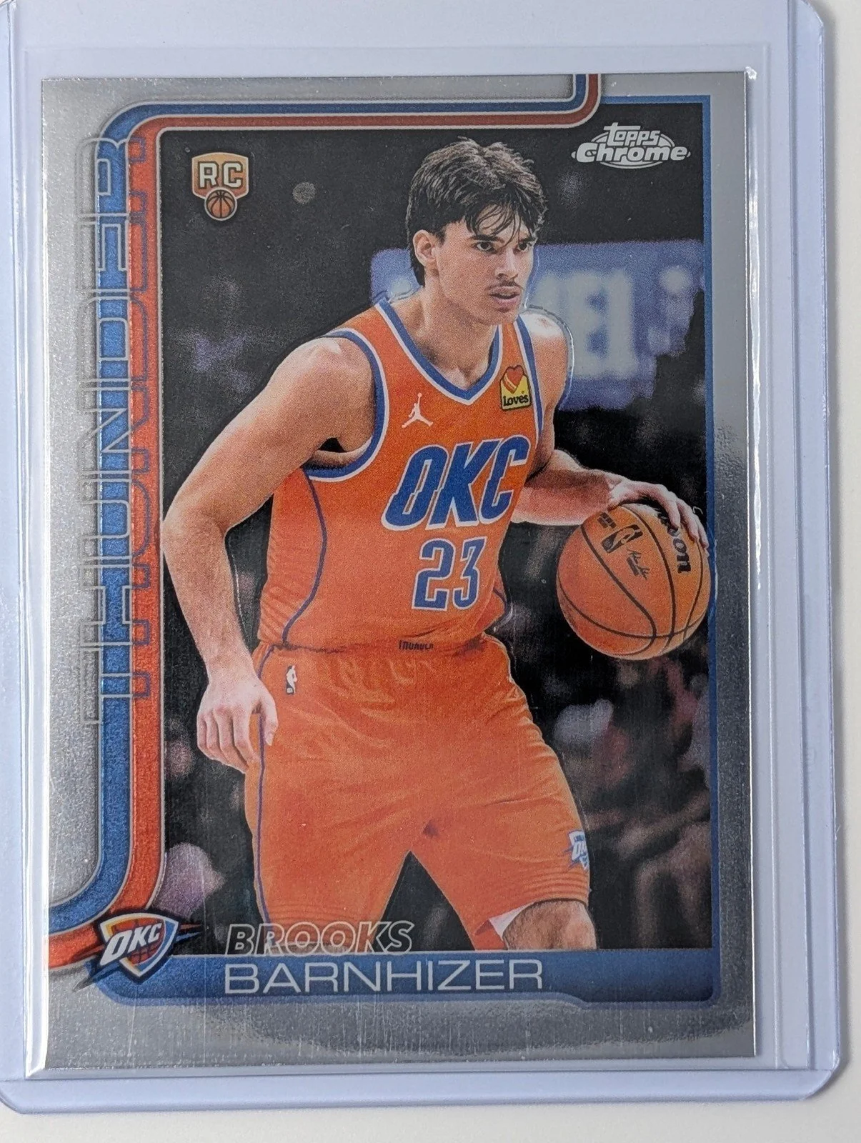 Front of 2025-26 Topps Chrome Update #195 Brooks Barnhizer RC