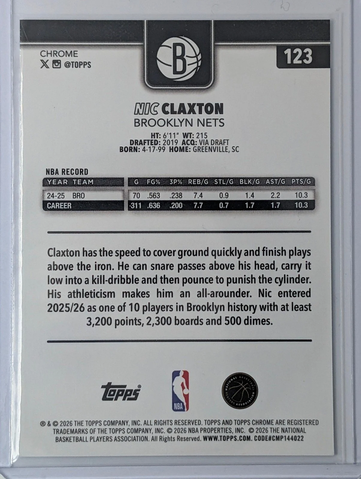 Back of 2025-26 Topps Chrome Update #123 Nic Claxton Sapphire