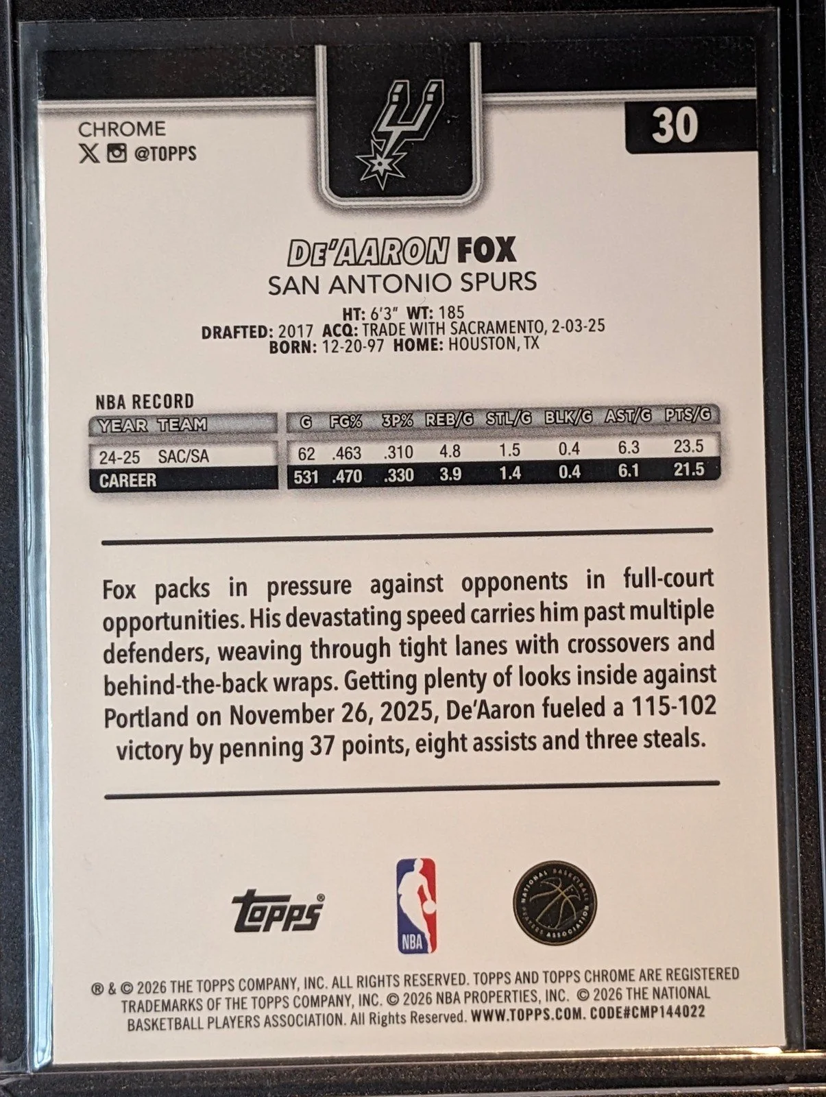 Back of 2025-26 Topps Chrome Update De'Aaron Fox Sapphire #30