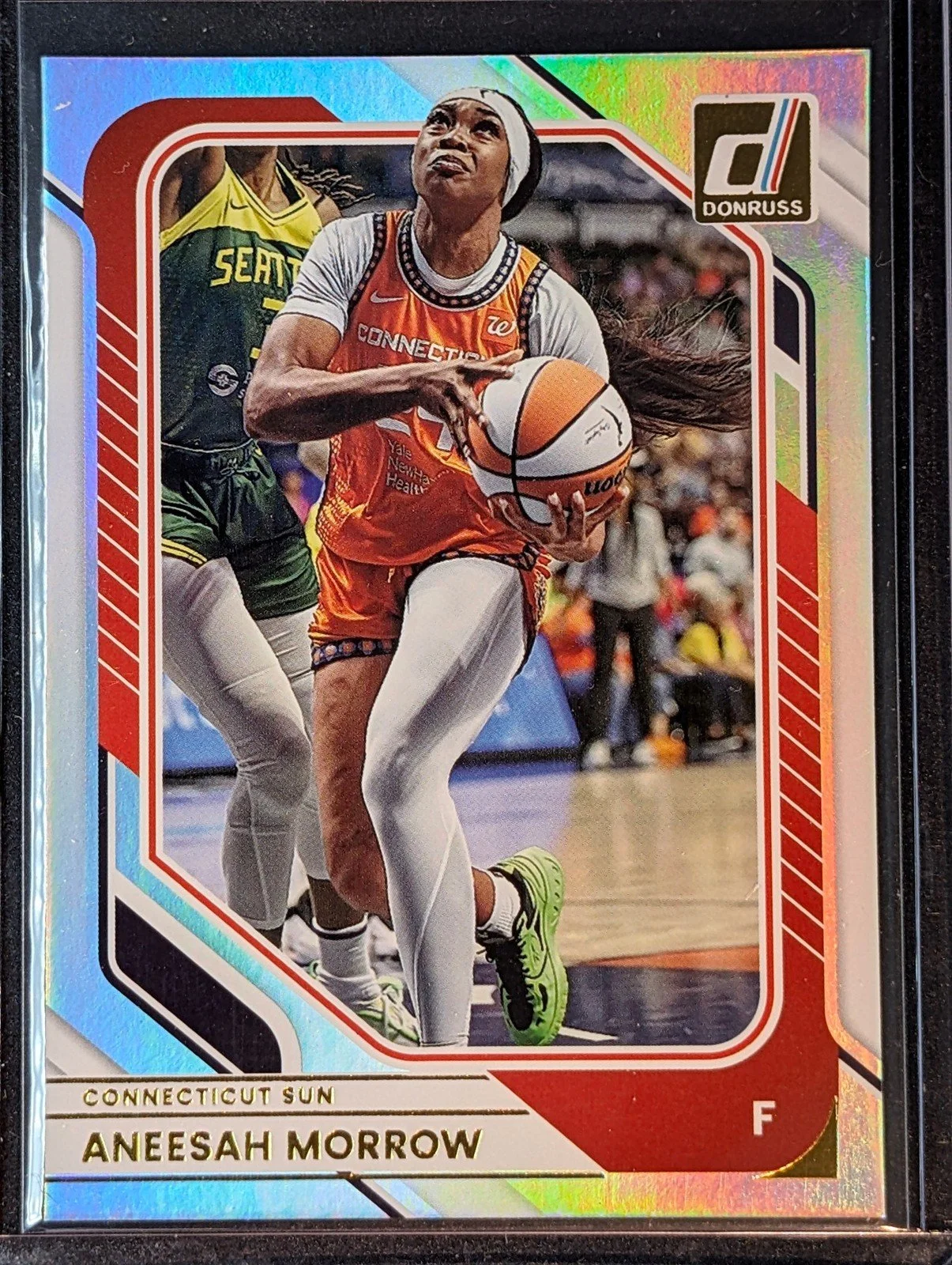 Front of 2026 Panini Donruss WNBA #7 Aneesah Morrow Holo