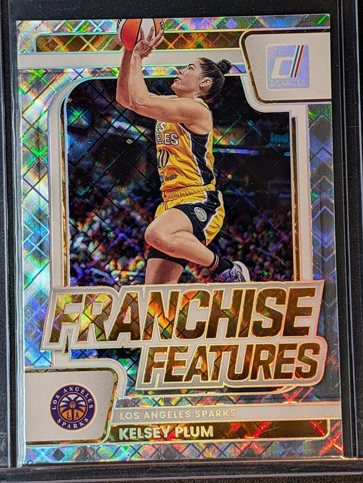 Front of 2026 Panini Donruss WNBA #7 Kelsey Plum Franchise Features Diamond