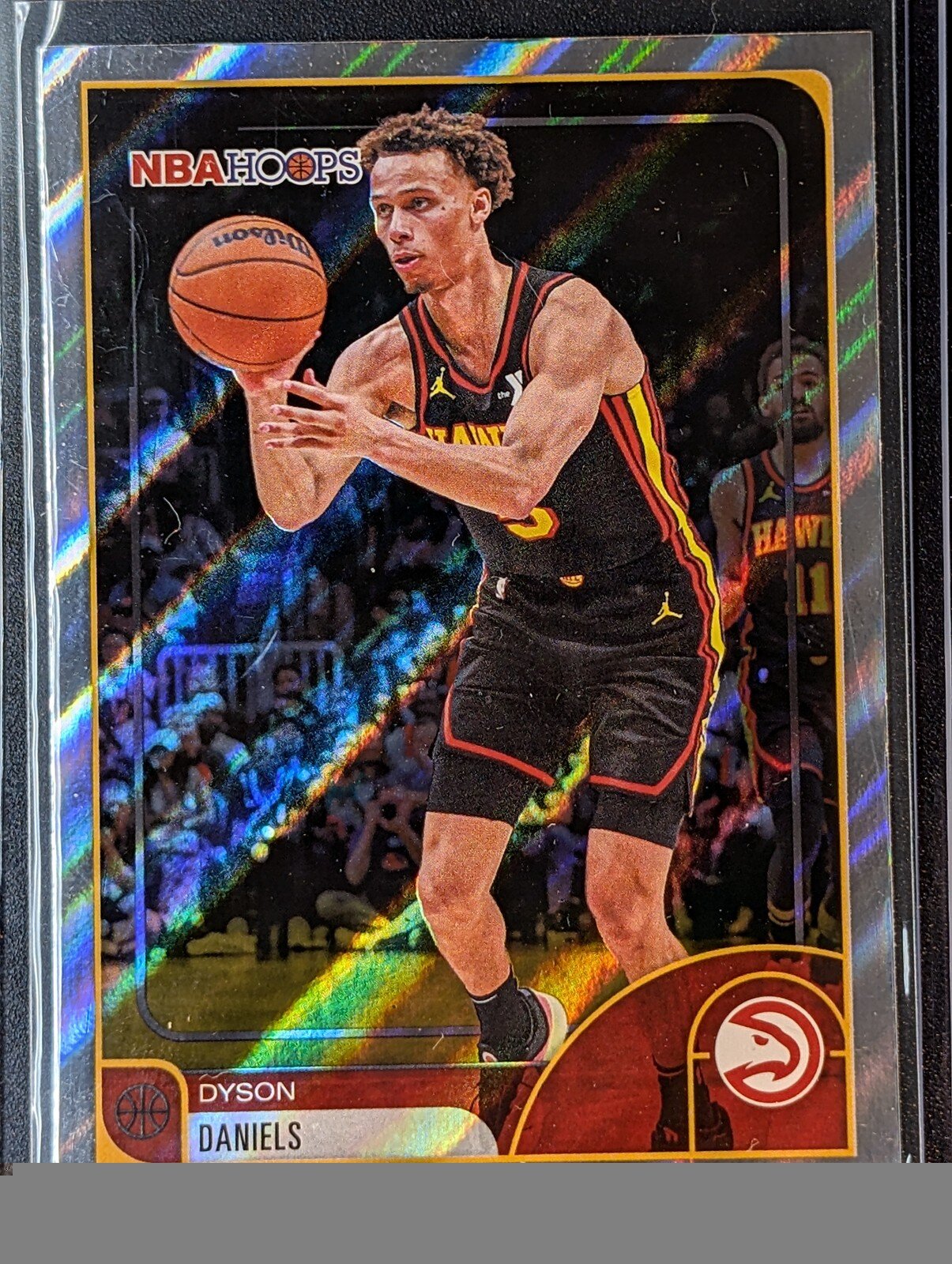 Front of 2025-26 Hoops #109 Dyson Daniels Rainbow