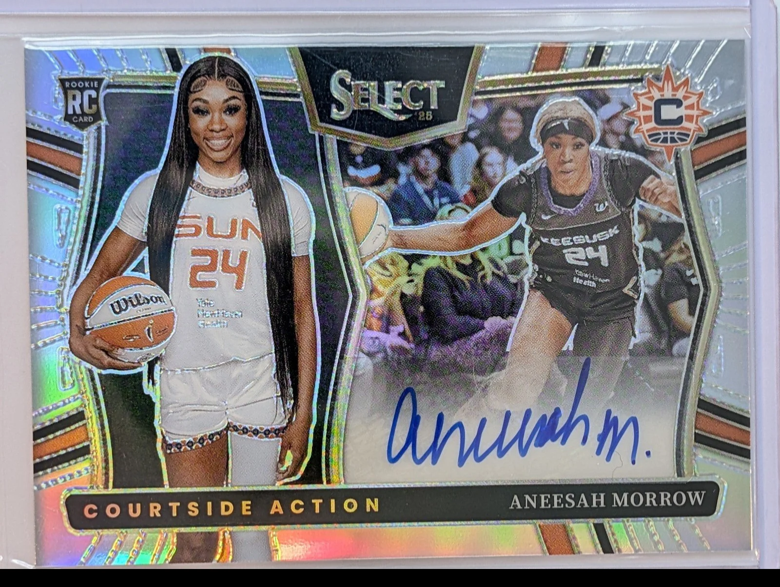 Front of 2025 Panini Select WNBA #CAS-AM Aneesah Morrow Courtside Action Signatures