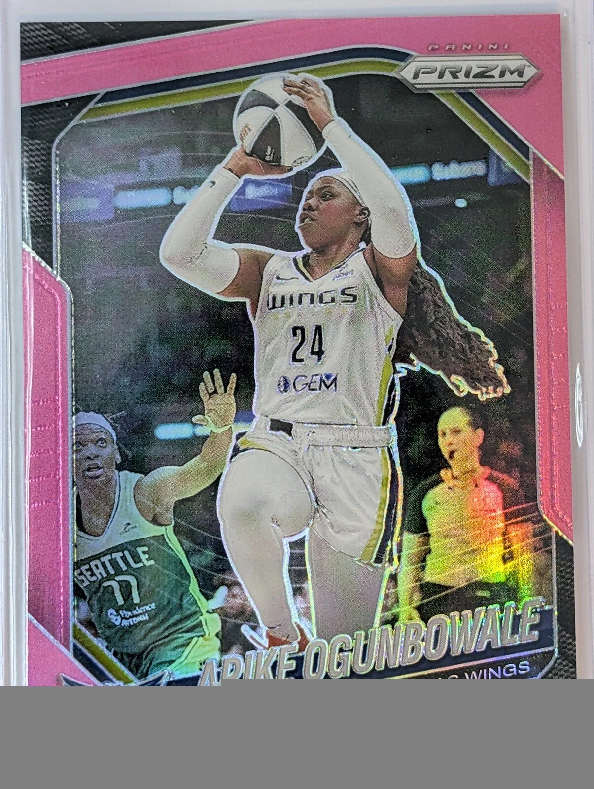 Front of 2025 Panini Prizm WNBA /175 #73 Arike Ogunbowale Pink Prizms