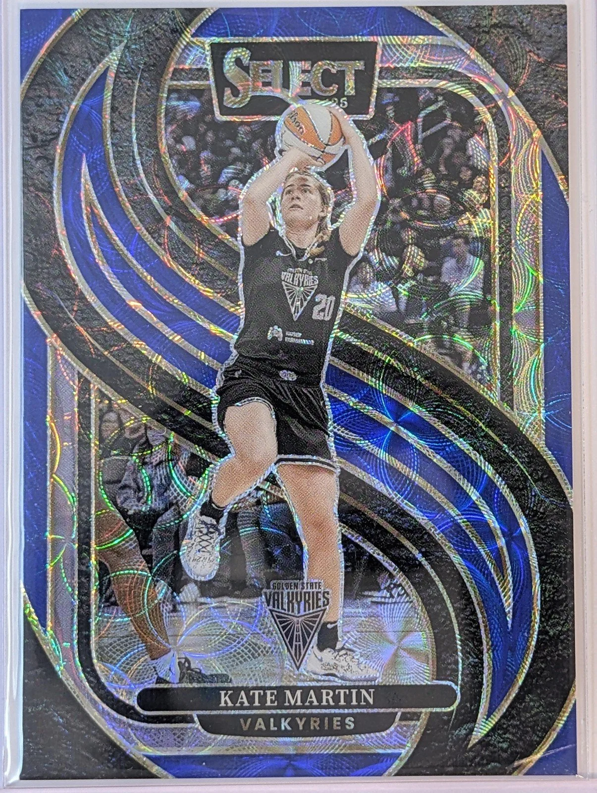 Front of 2025 Panini Select WNBA /199 #101 Kate Martin Blue Scope Prizms
