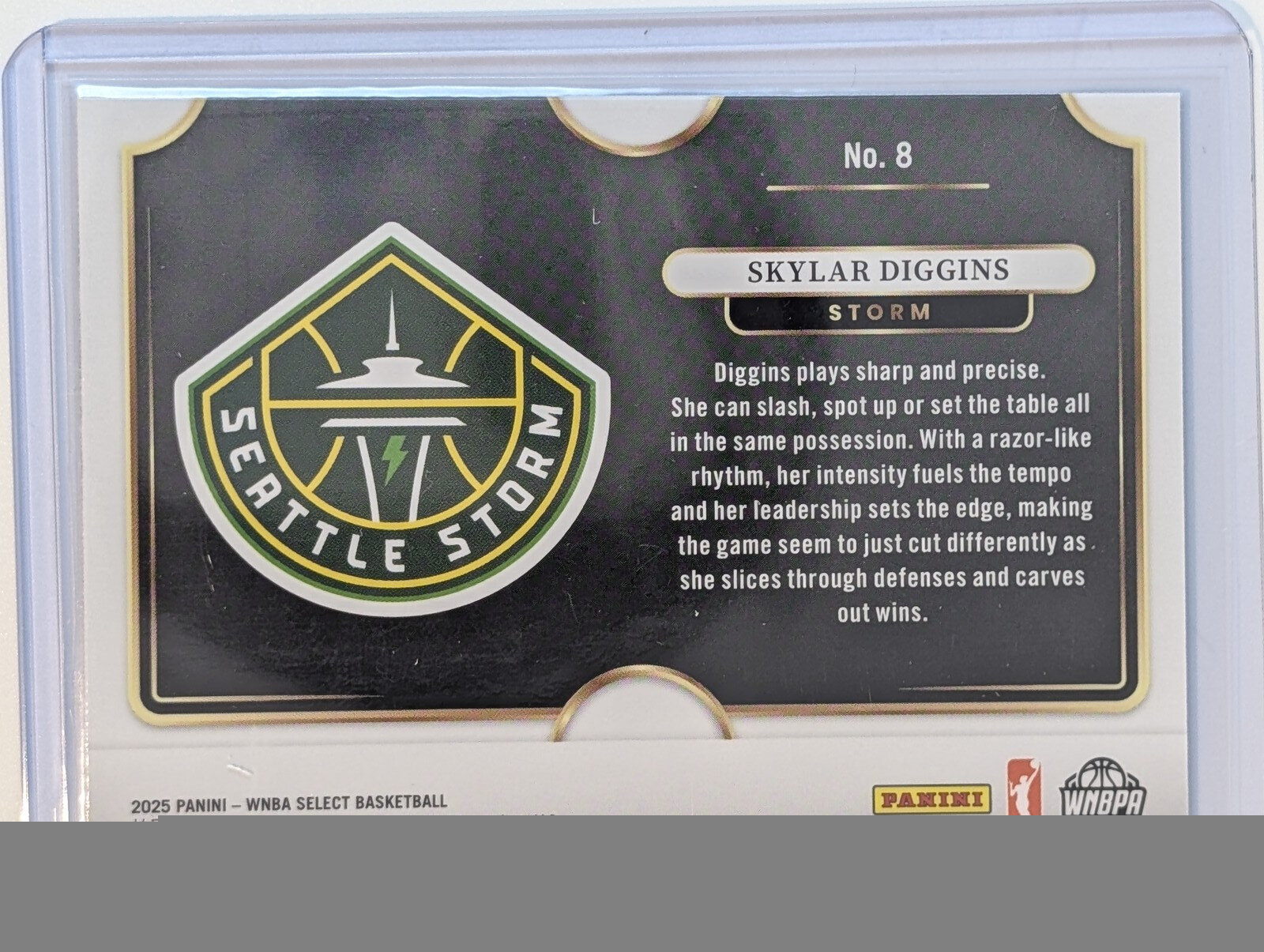 Back of 2025 Panini Select WNBA #8 Skylar Diggins Snapshots