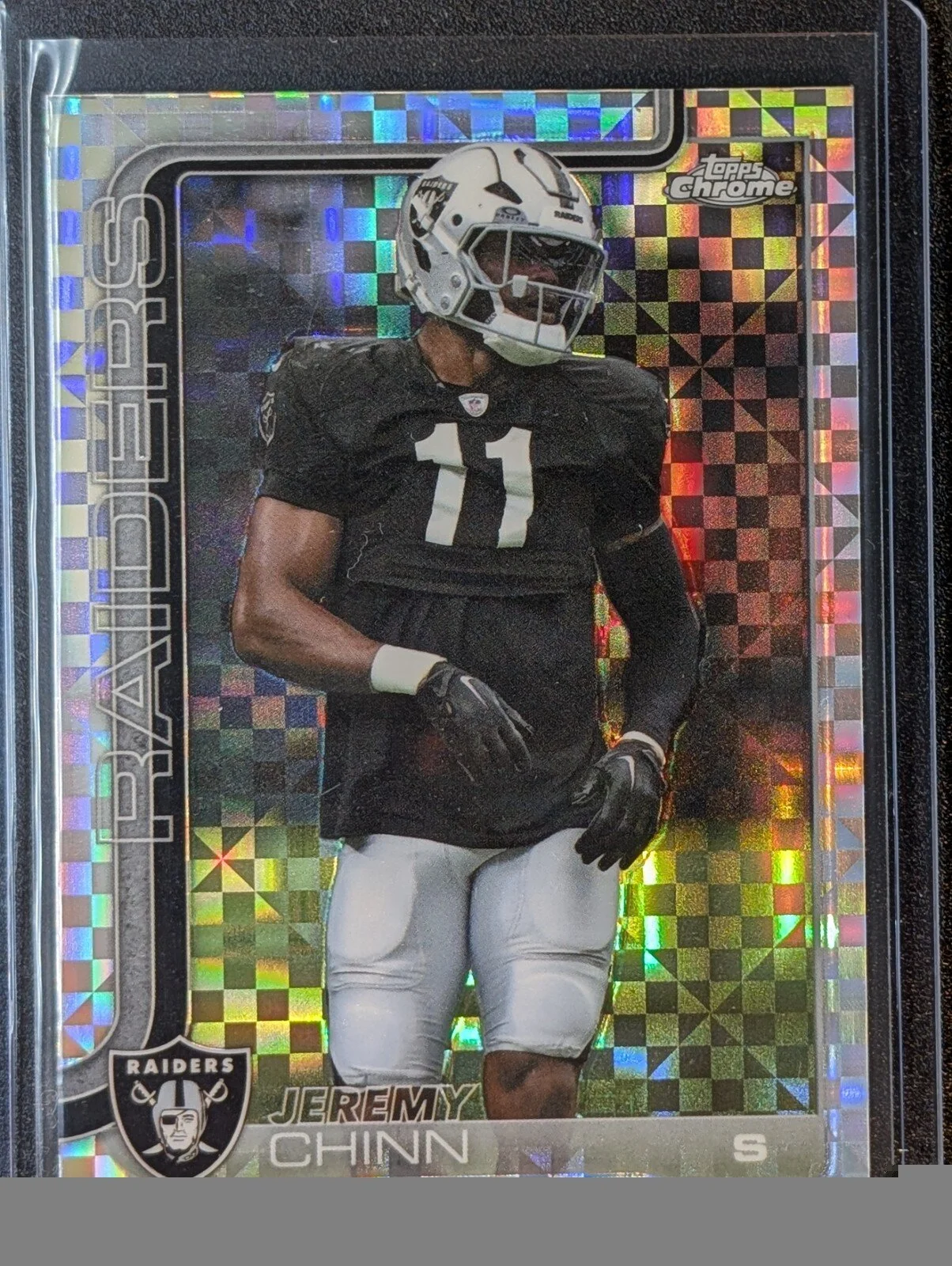 Front of 2025 Topps Chrome #184 Jeremy Chinn X-Fractor