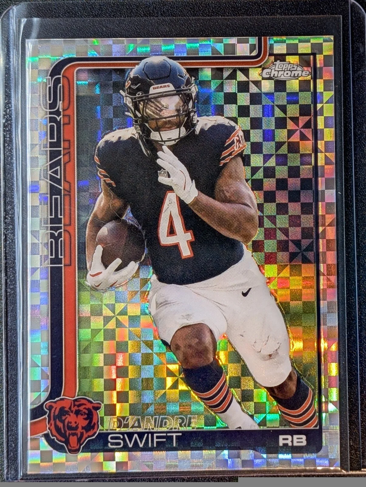 Front of 2025 Topps Chrome #53 D'Andre Swift X-Fractor