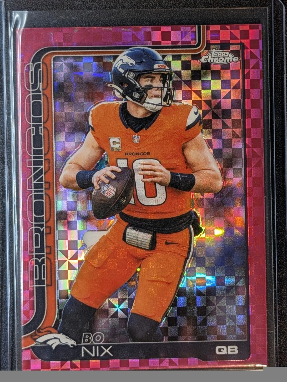 Front of 2025 Topps Chrome #88 Bo Nix Hot Pink X-Fractor