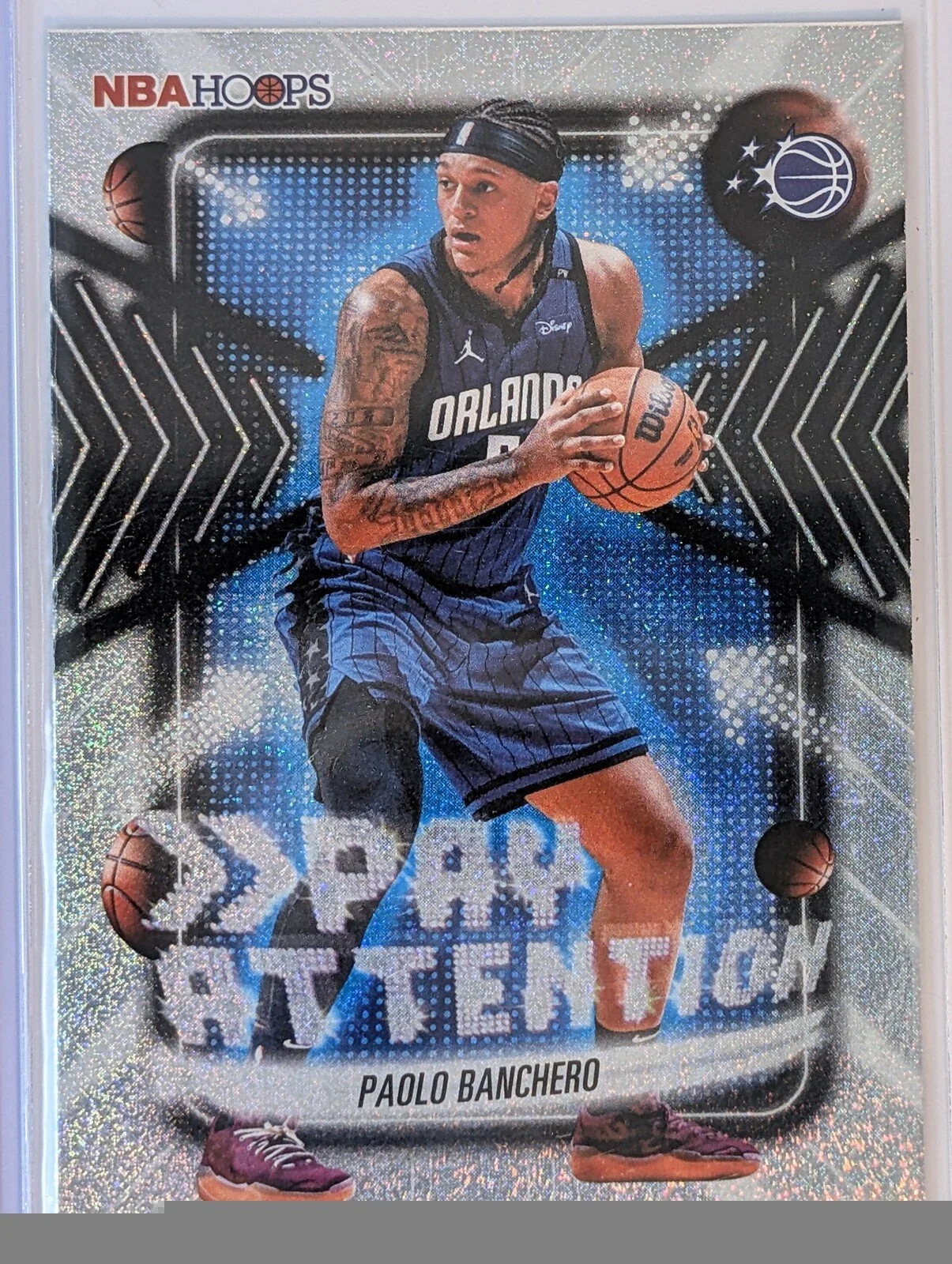 Front of 2025-26 Hoops #PA-14 Paolo Banchero Pay Attention Pixel Burst