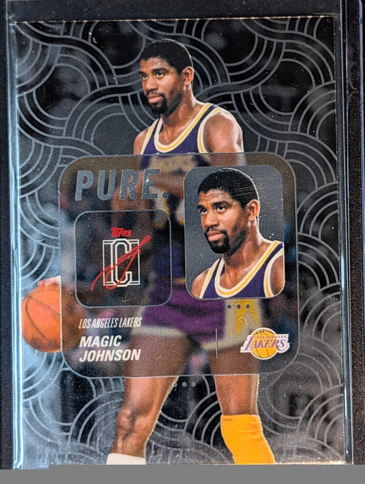 Front of 2025-26 Topps Signature Class #PU-11 Magic Johnson Pure