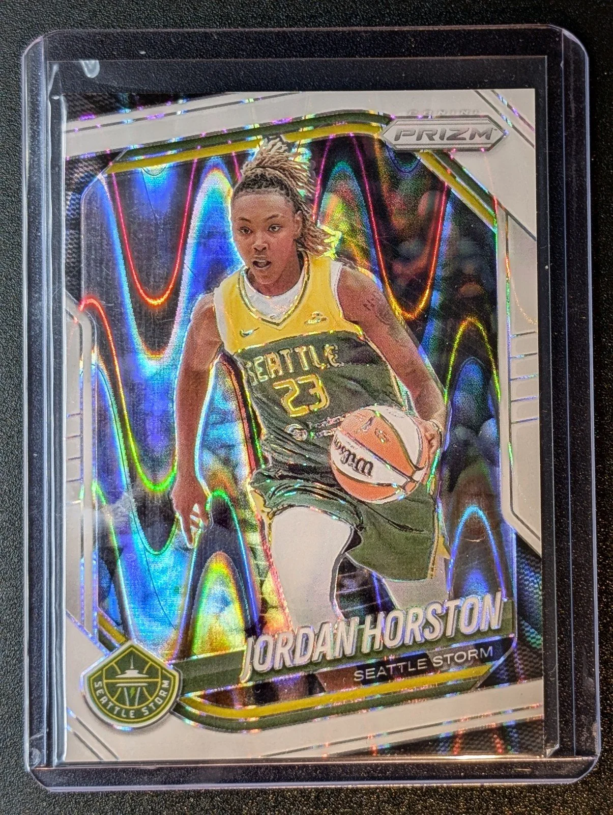 Front of 2025 Panini Prizm WNBA #37 Jordan Horston White Seismic Prizms