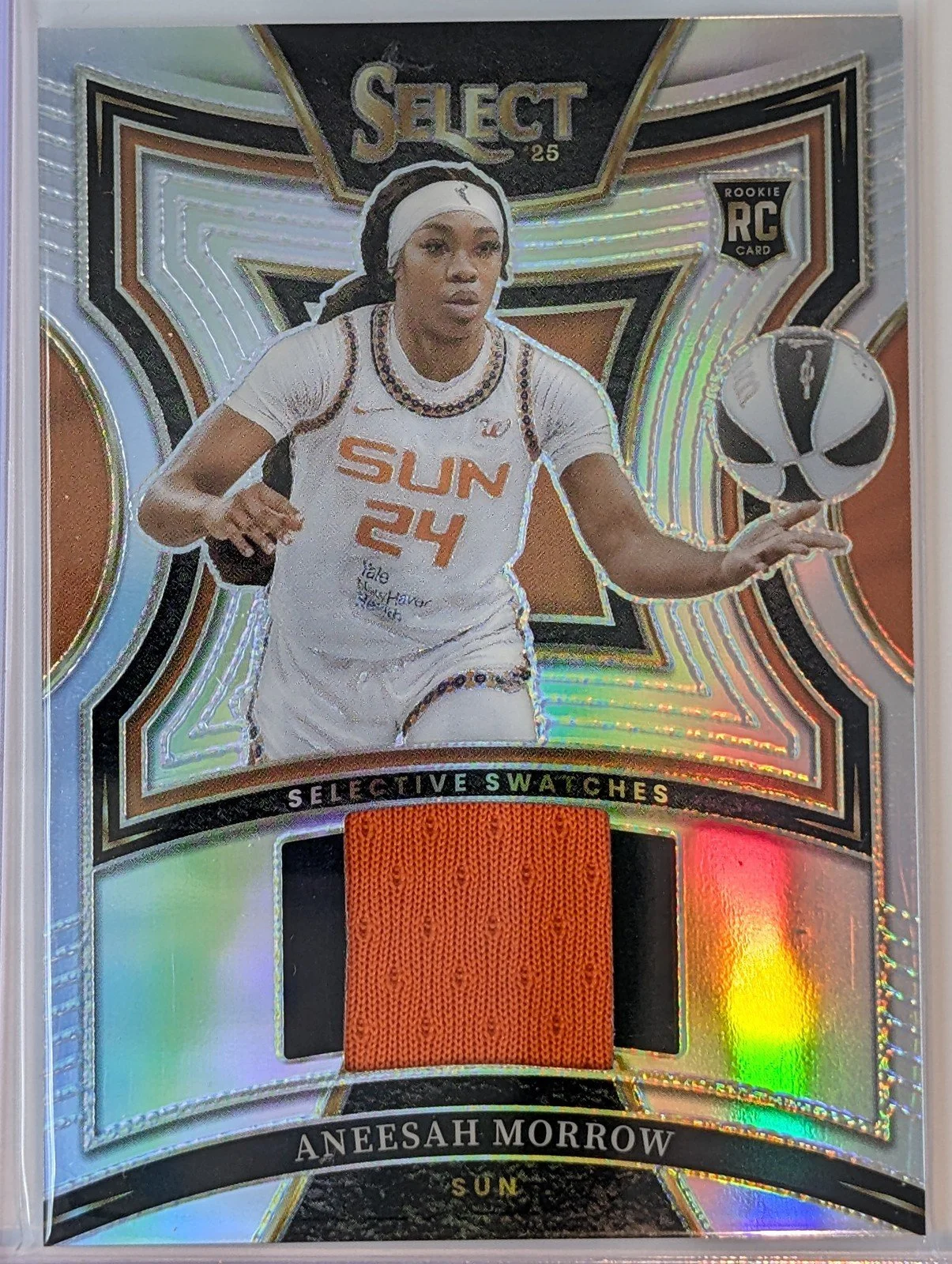 Front of 2025 Panini Select WNBA SW-AM Aneesah Morrow Selective Swatches RC