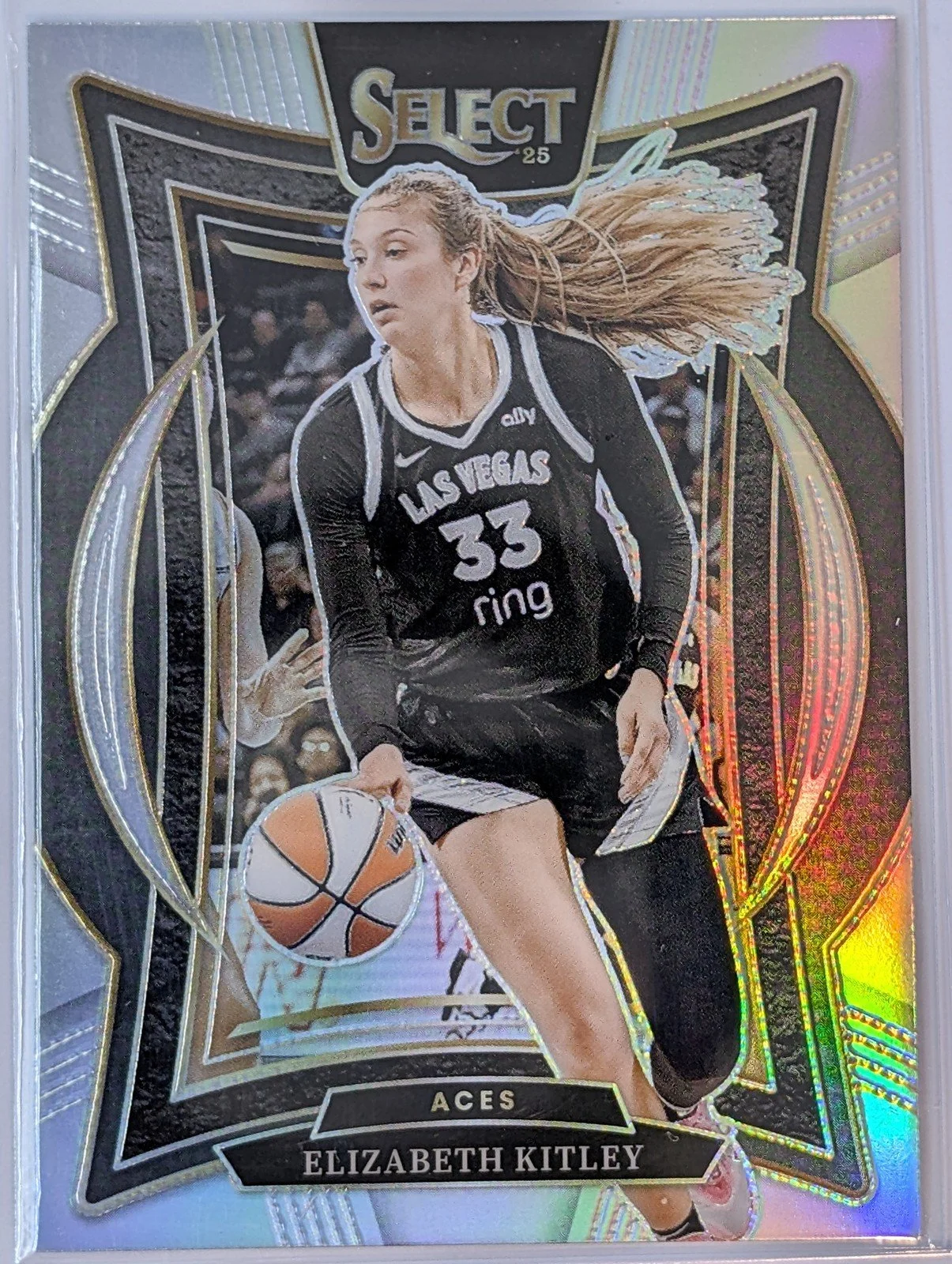Front of 2025 Panini Select WNBA #63 Elizabeth Kitley Premier Prizm