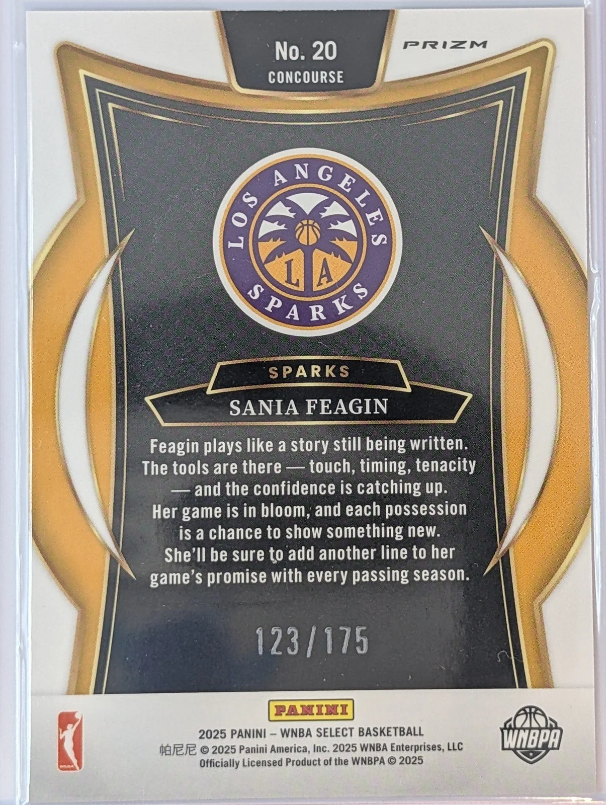 Back of 2025 Panini Select WNBA 123/175 #20 Sania Feagin Pink Camo Prizms /175