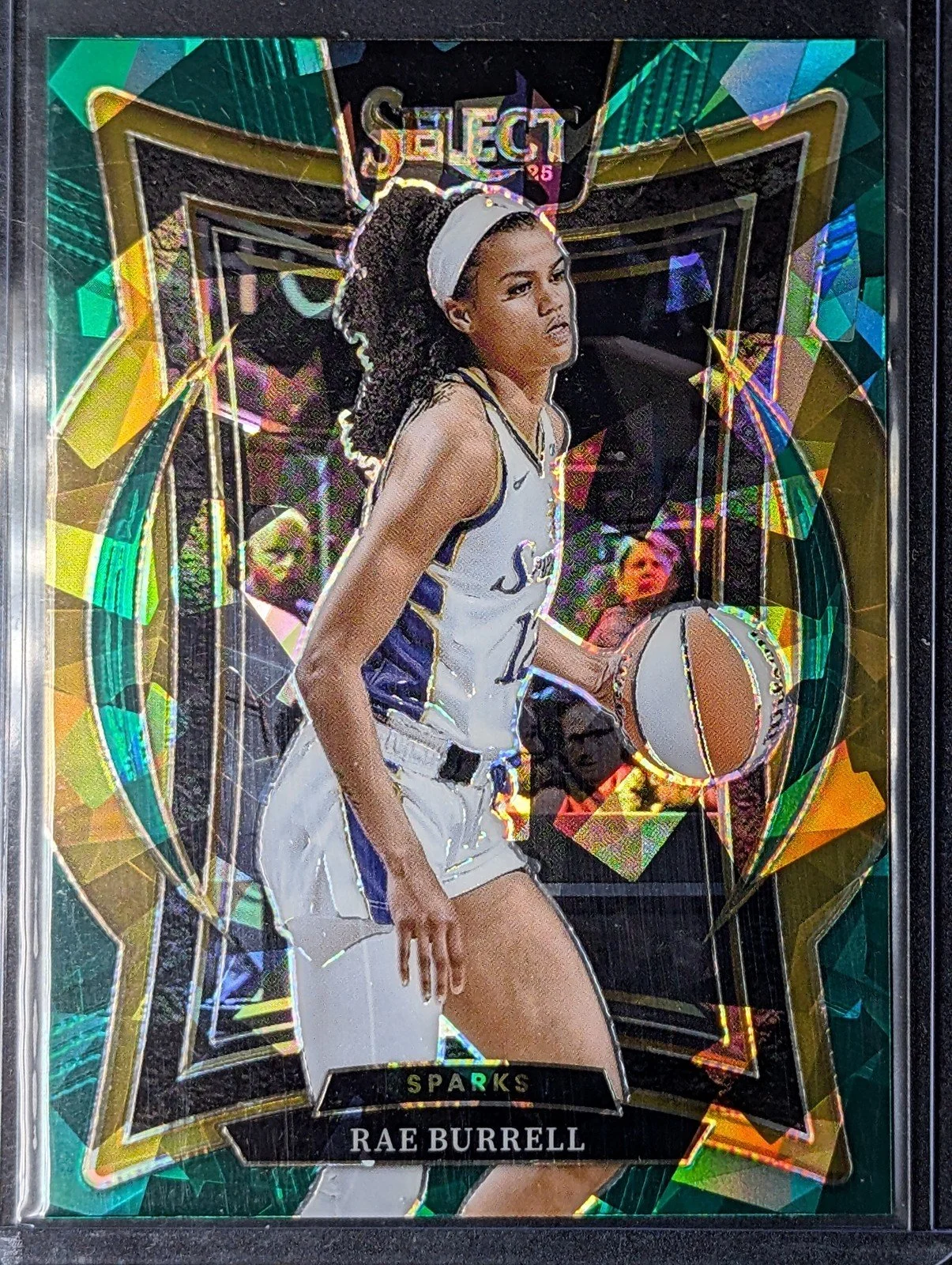 Front of 2025 Panini Select WNBA #46 Rae Burrell Green Ice Prizms