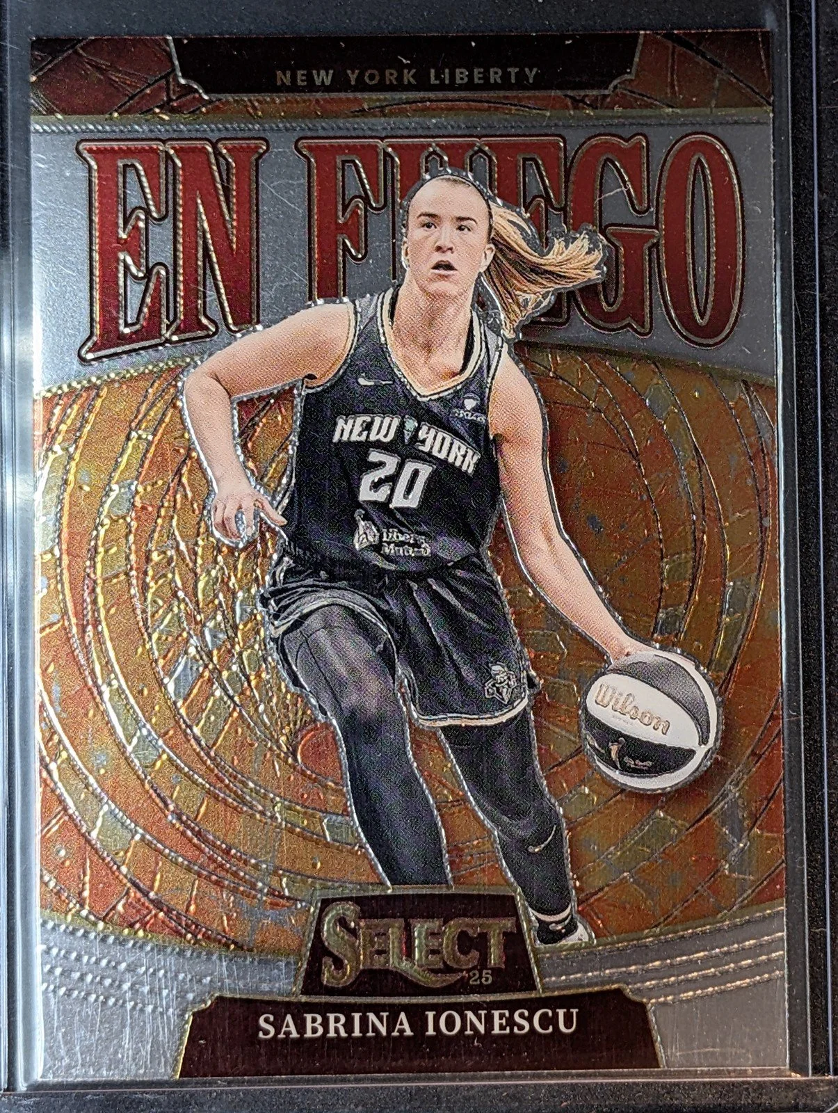 Front of 2025 Panini Select WNBA #11 Sabrina Ionescu En Fuego