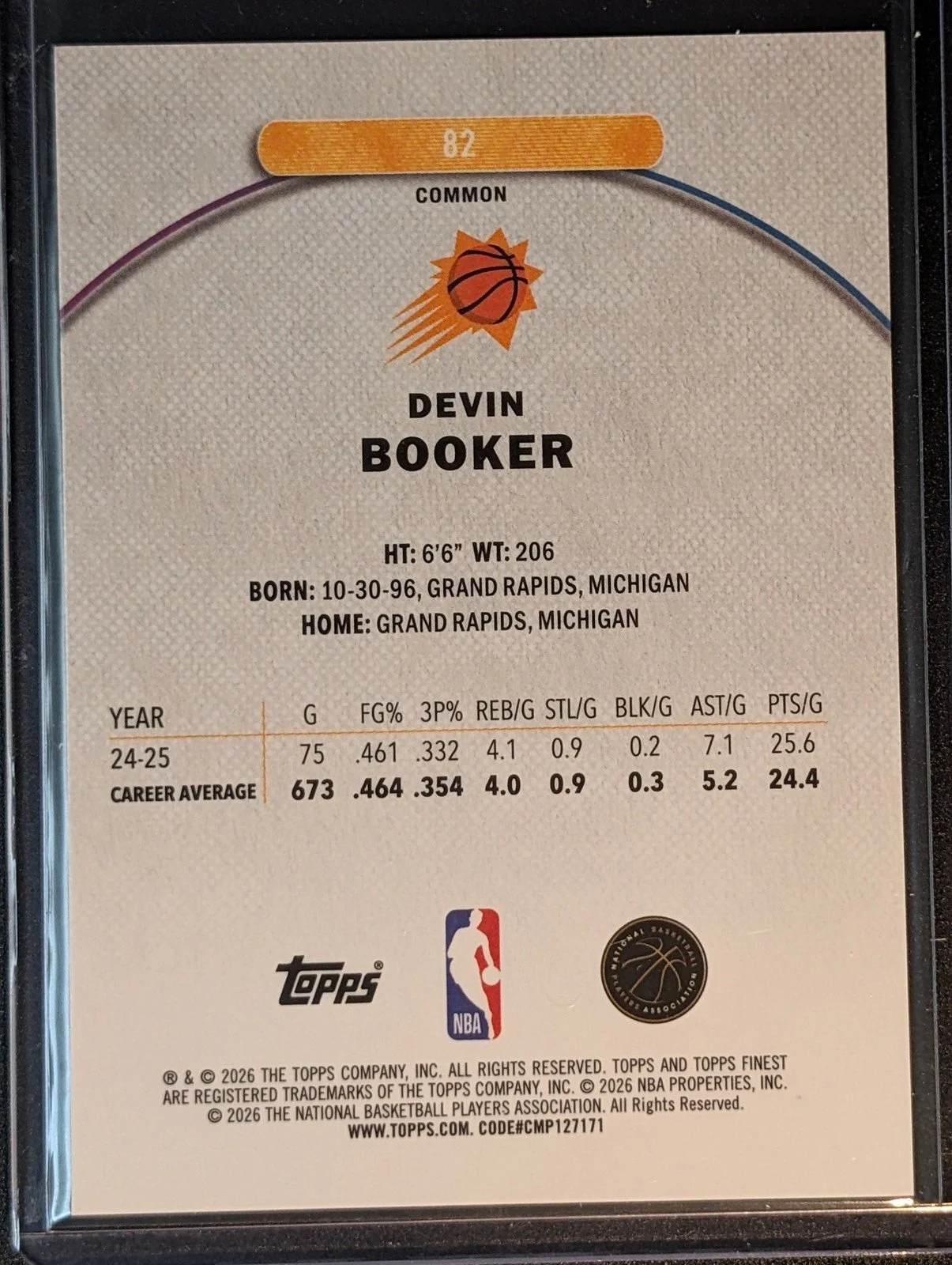 Back of 2025-26 Finest #82 Devin Booker Green Refractor #/75