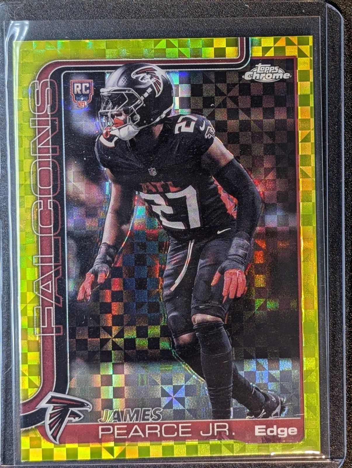 Front of 2025 Topps Chrome #351 James Pearce Jr. Lime Green X-Fractor