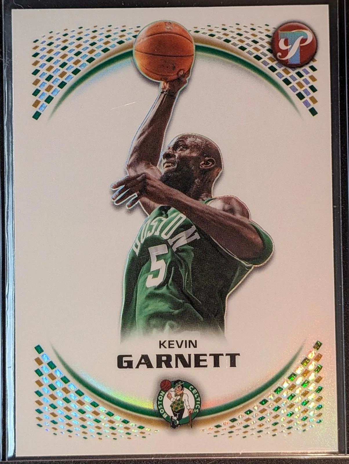 Front of 2025-26 Topps Pristine Basketball #98 Kevin Garnett Refractor