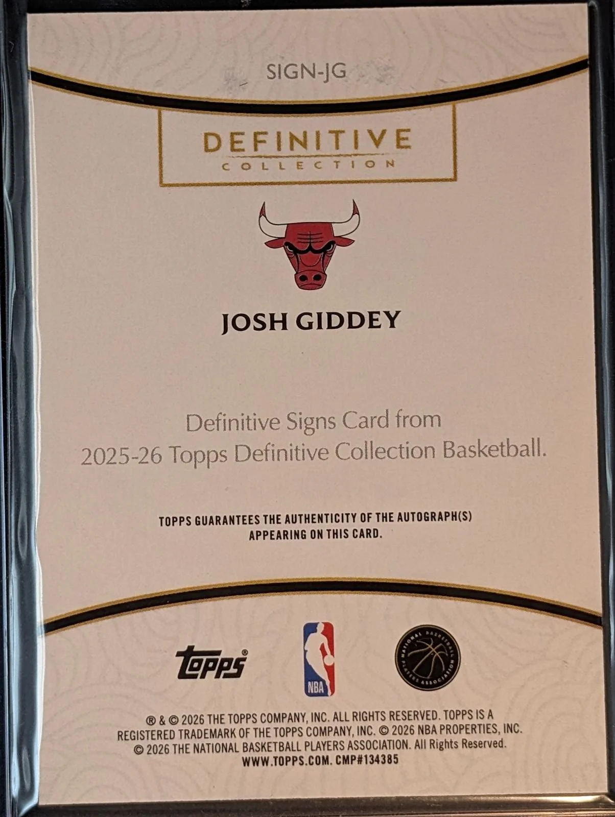 Back of 2025-26 Topps Definitive Collection /15 Josh Giddey Pink #SIGN-JG