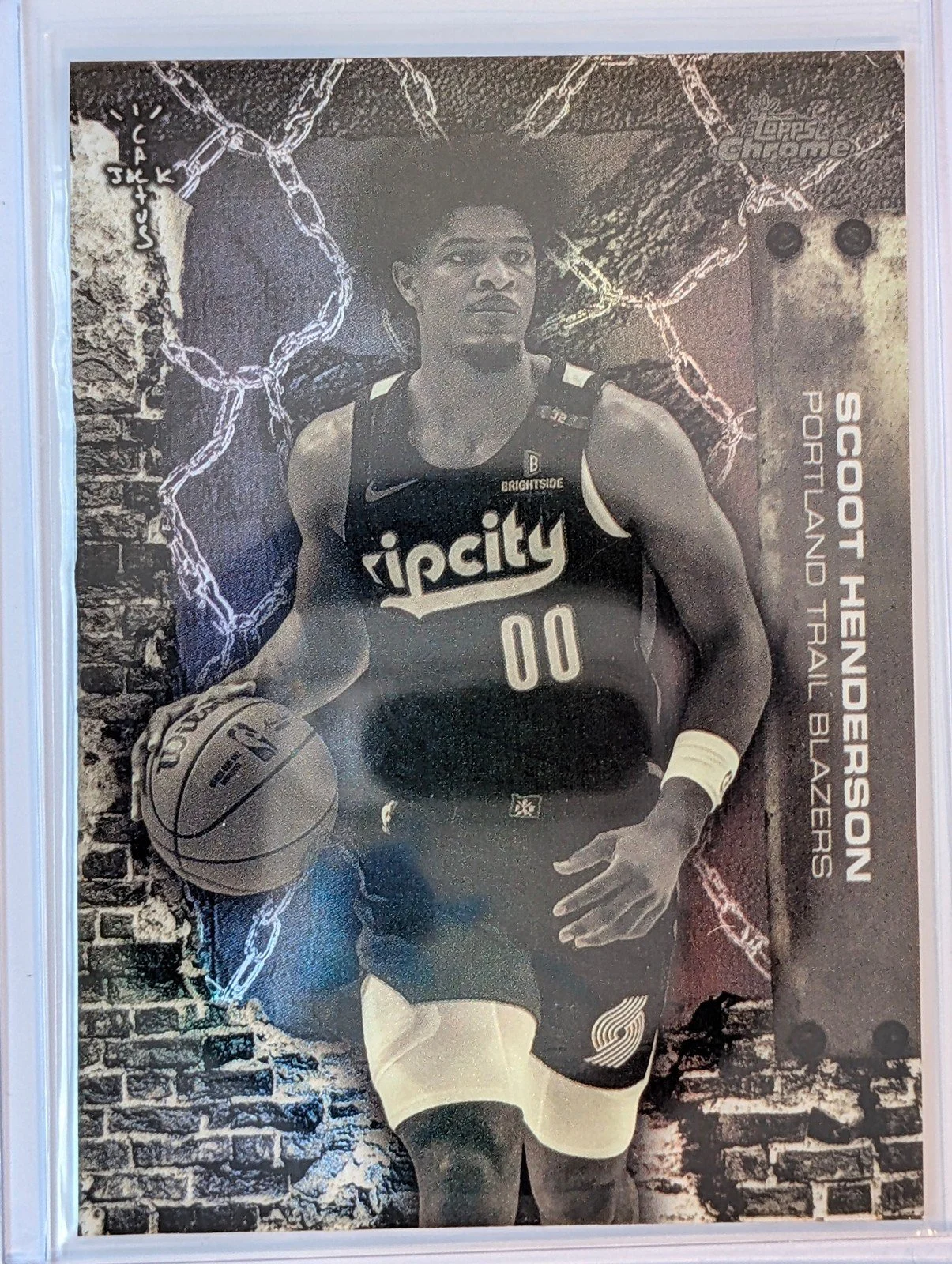 Front of 2025-26 Topps Chrome Cactus Jack #38 Scoot Henderson White Refractor