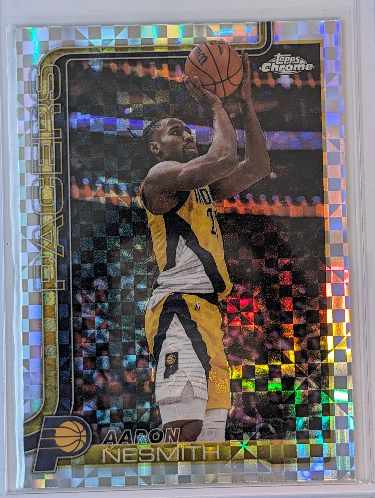 Front of 2025-26 Topps Chrome Update #134 Aaron Nesmith X-Fractor