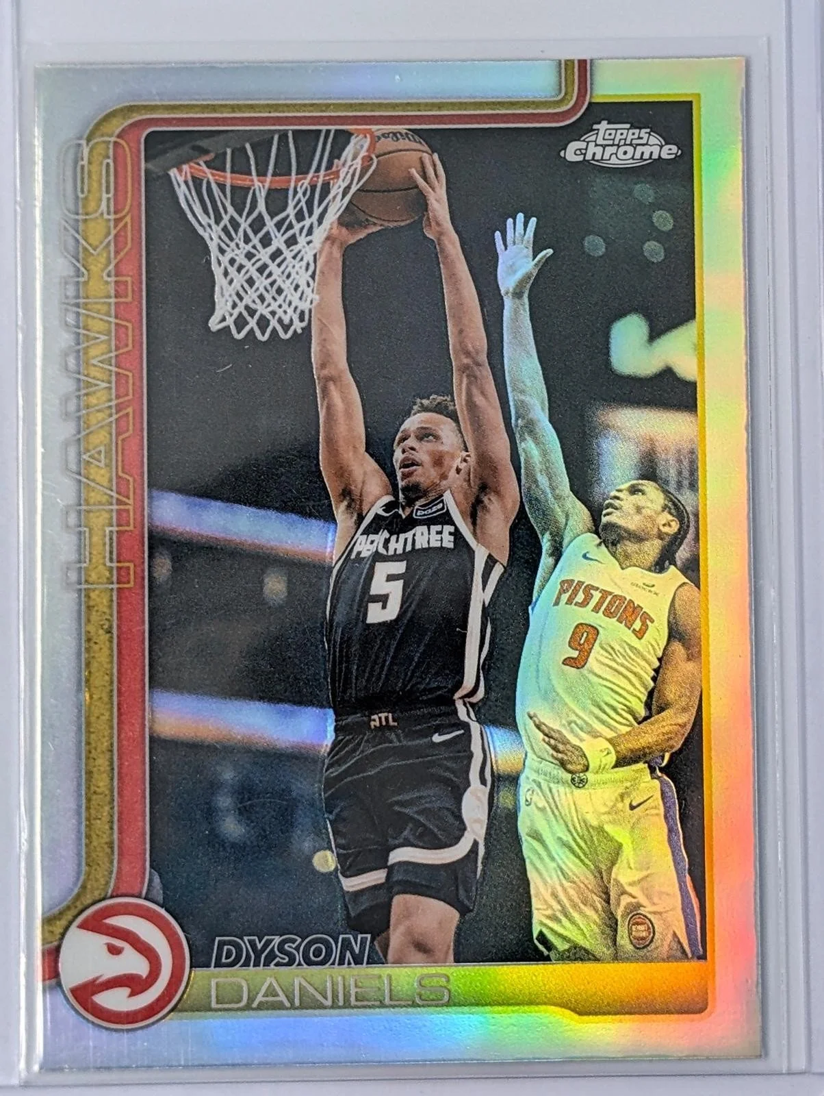Front of 2025-26 Topps Chrome Update Dyson Daniels Refractor #59