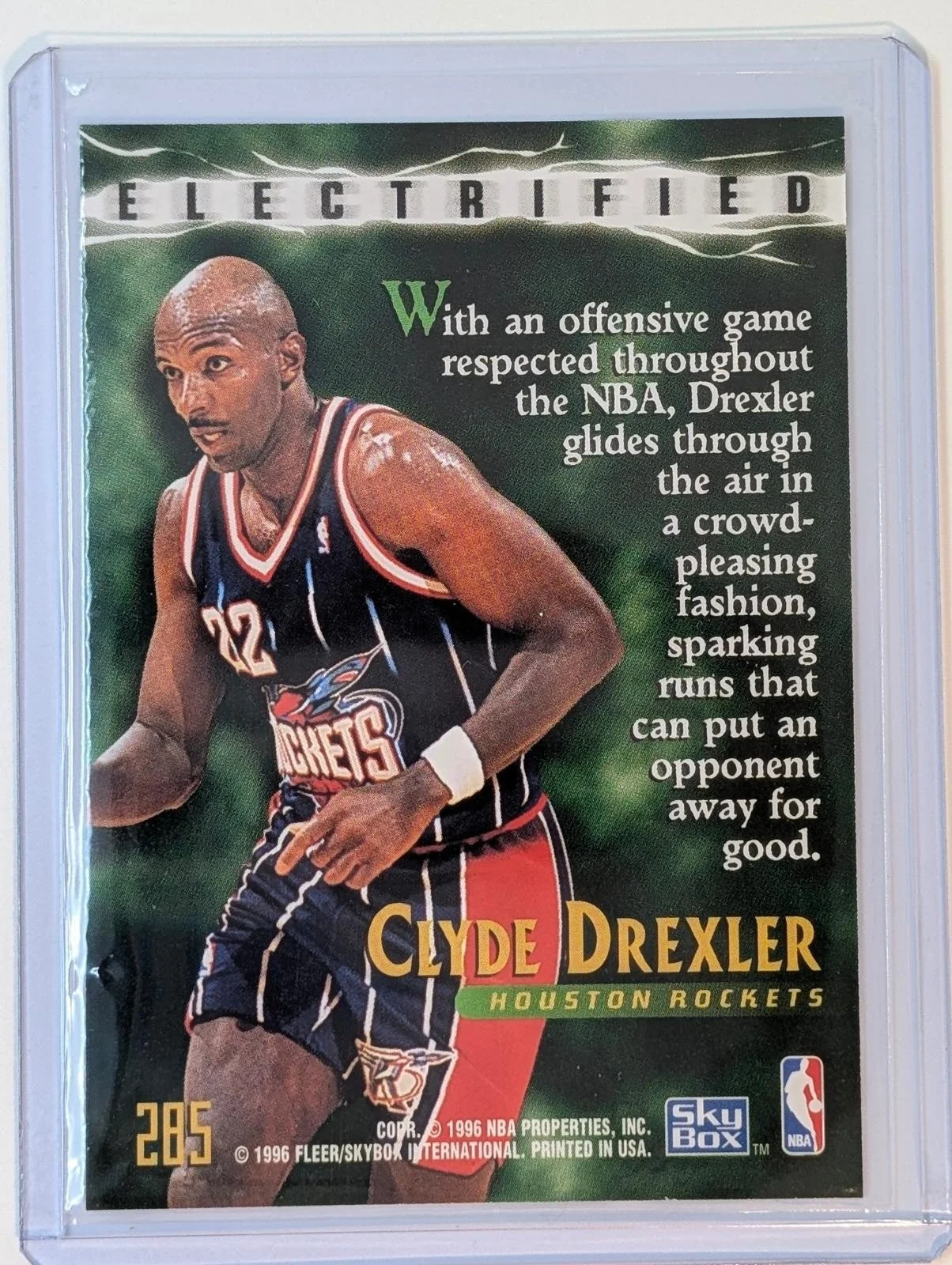 Back of 1995-96 SkyBox Premium Clyde Drexler Electrified #285