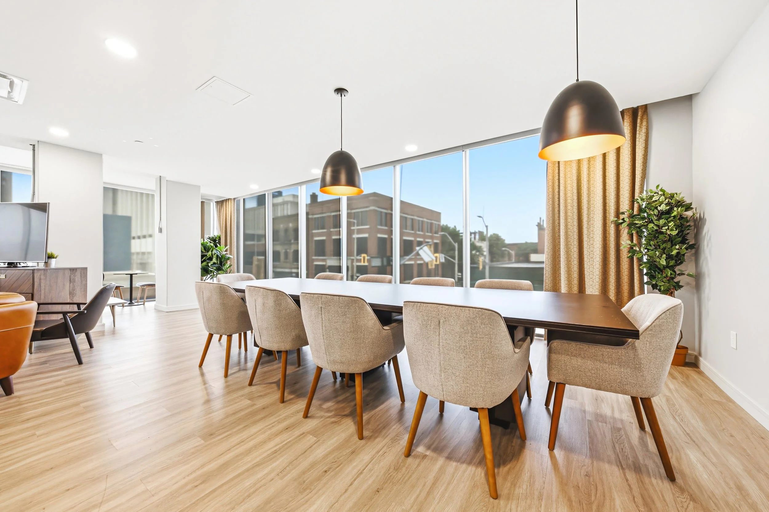 11 - Amenities Walnut Place.jpg