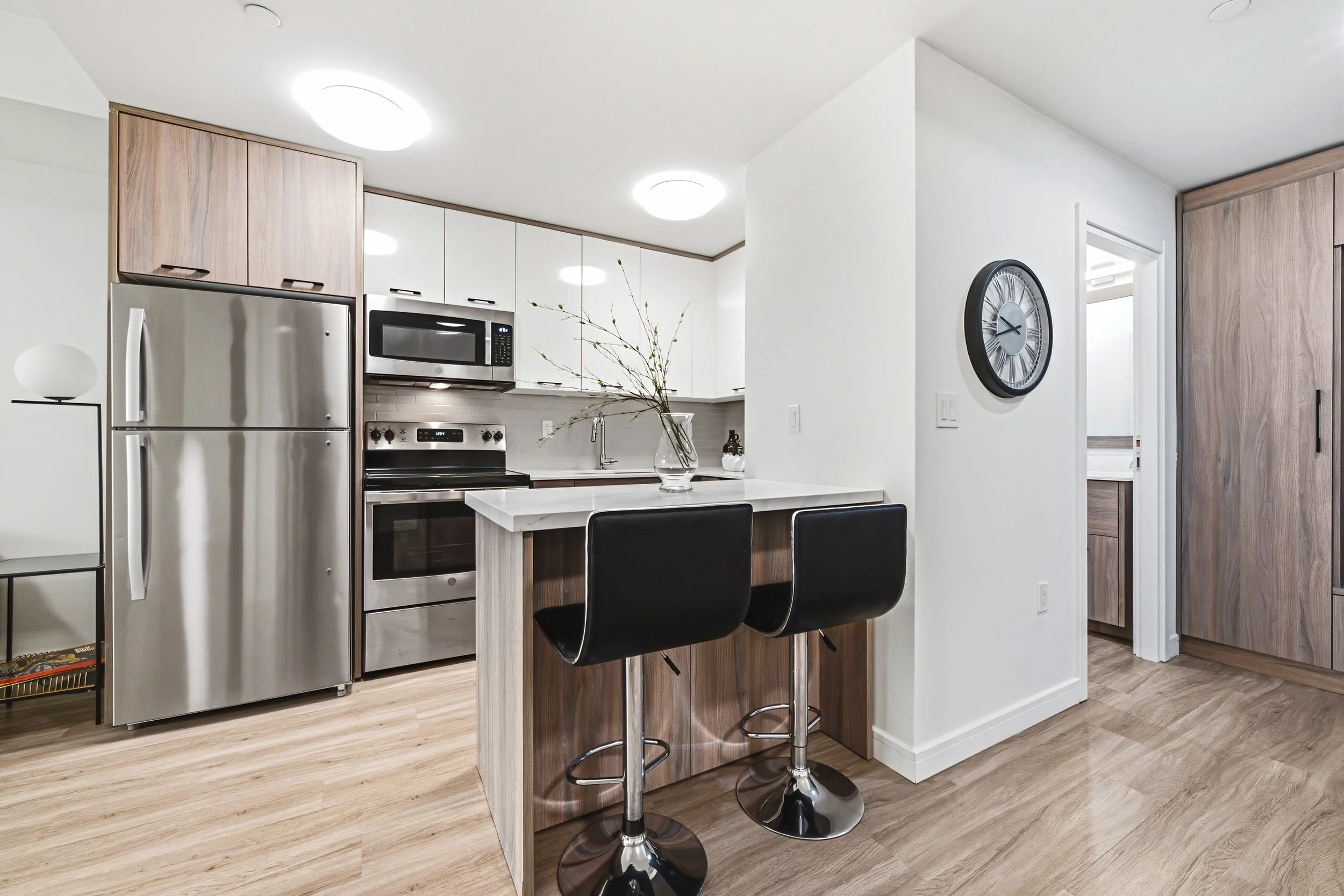 3 - Suite 2312 Walnut Place.jpg